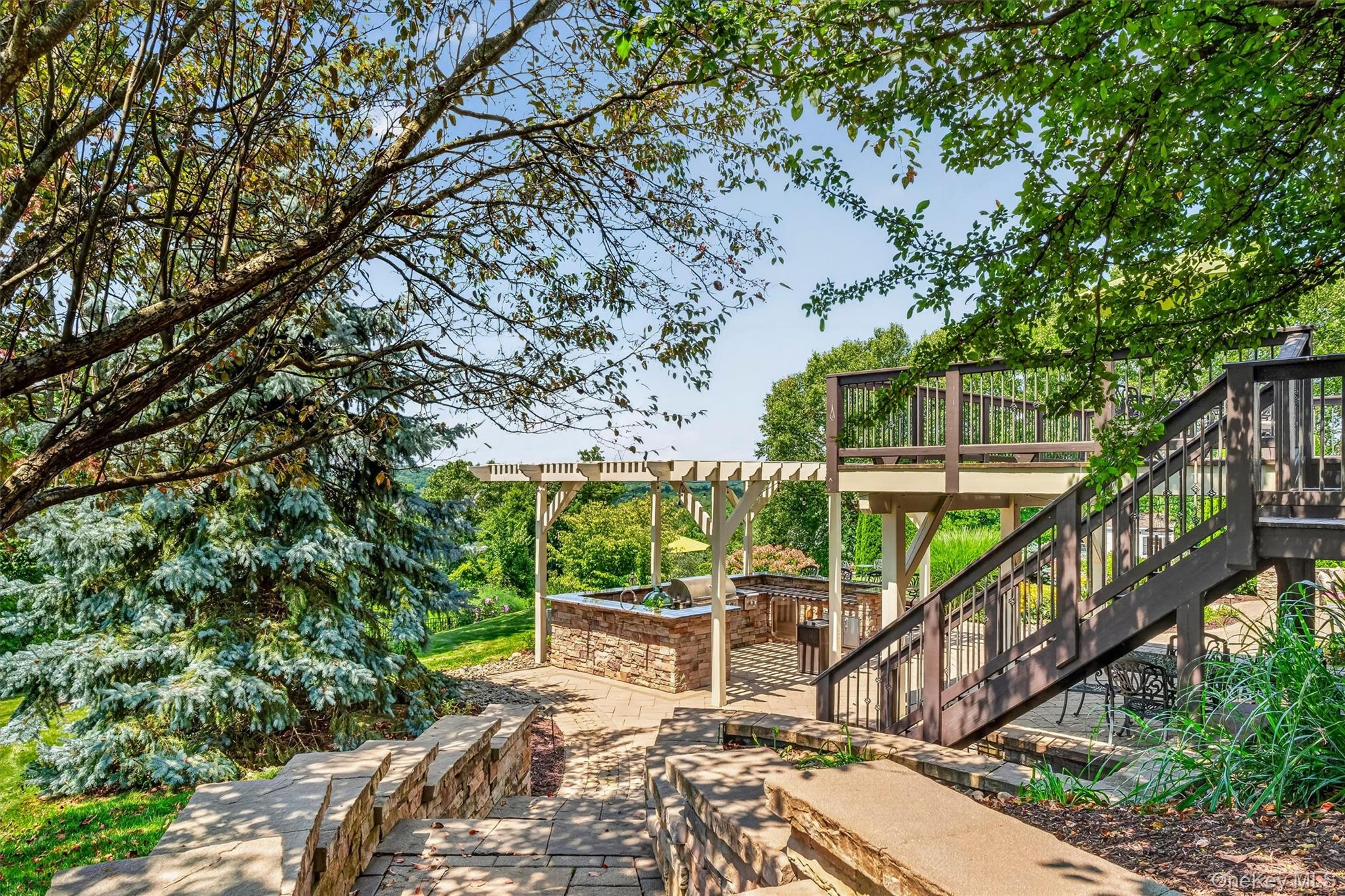 75 Spy Glass Hill Road Property Photo 34