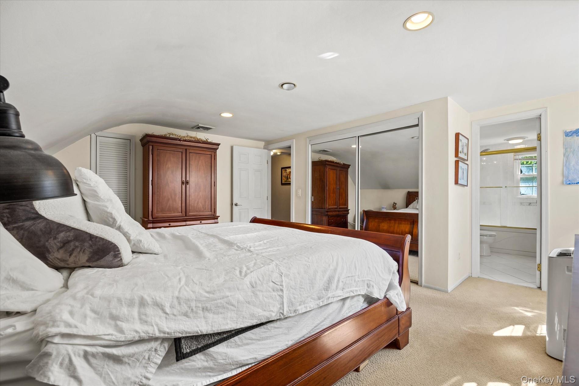 9 Charlemagne Drive Property Photo 19