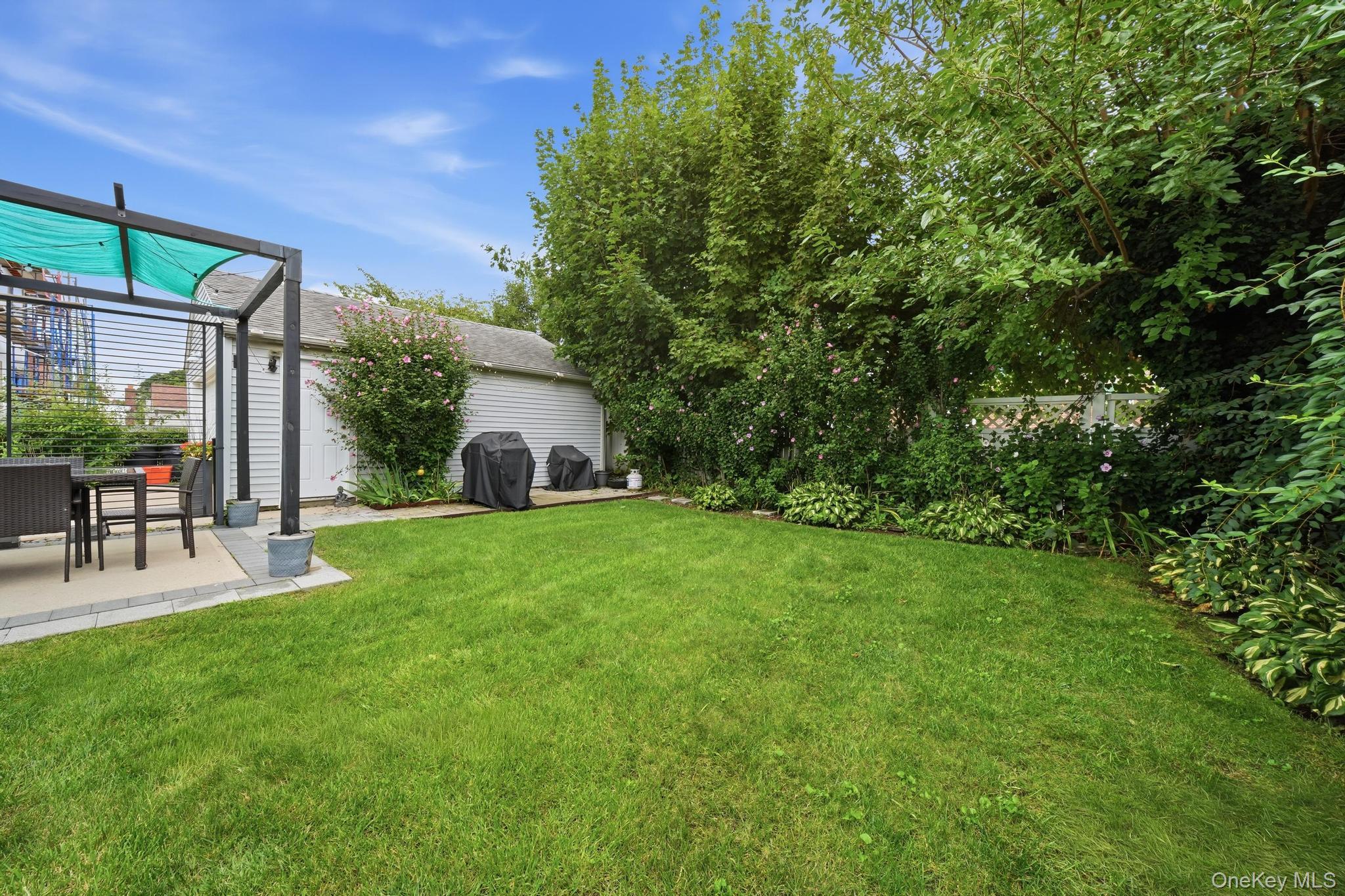 66 Caroline Avenue Property Photo 21