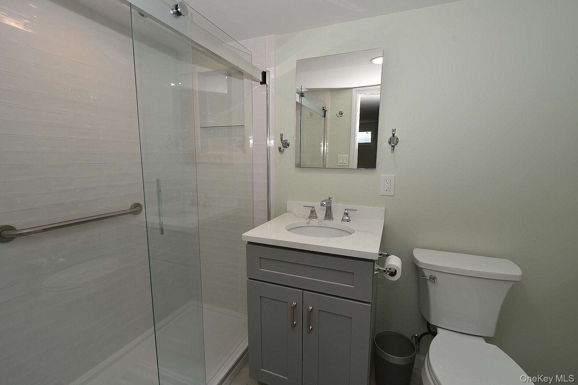 14 Milburn Property Photo 19