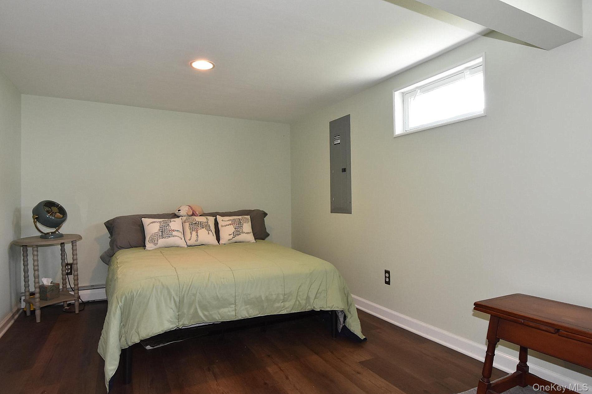 14 Milburn Property Photo 20