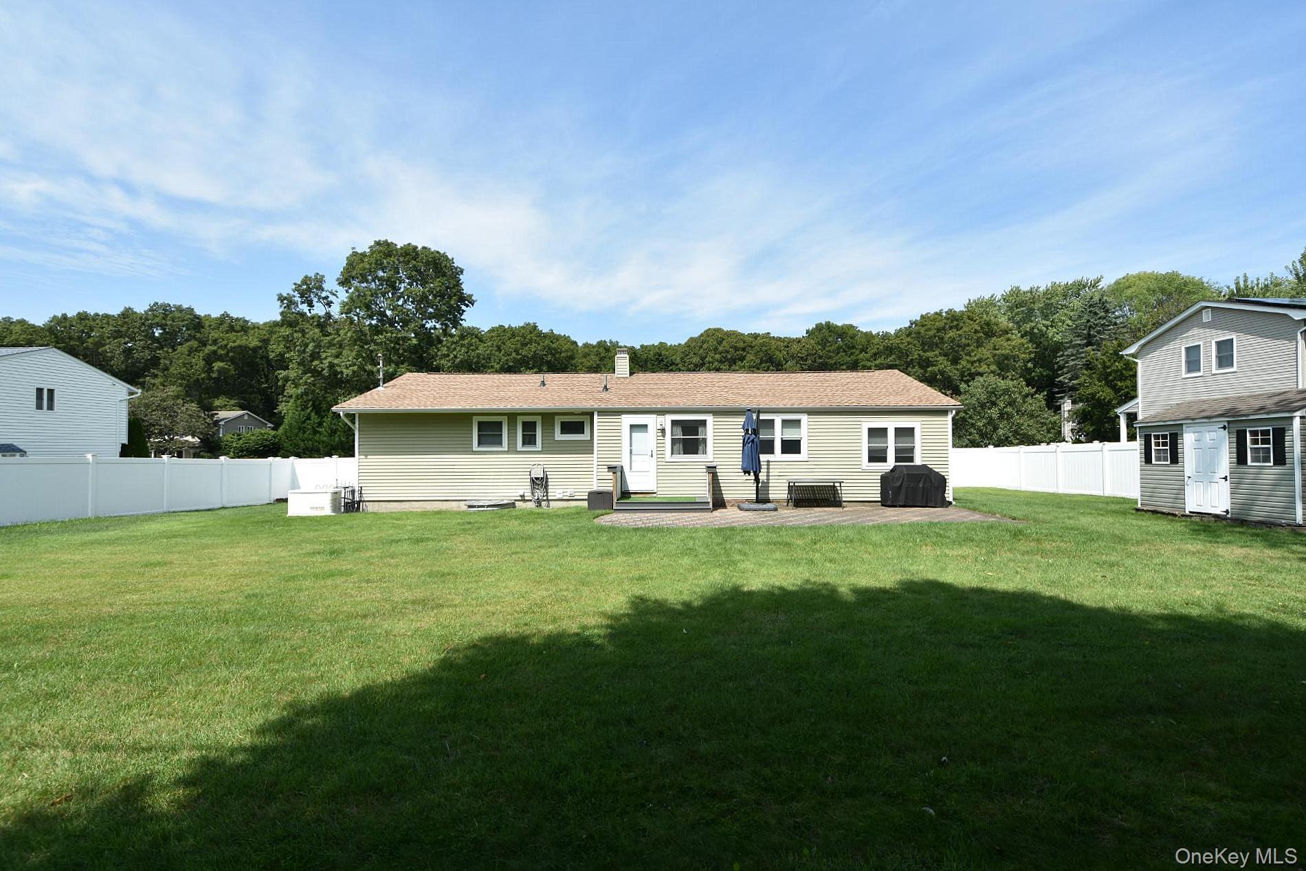 14 Milburn Property Photo 25