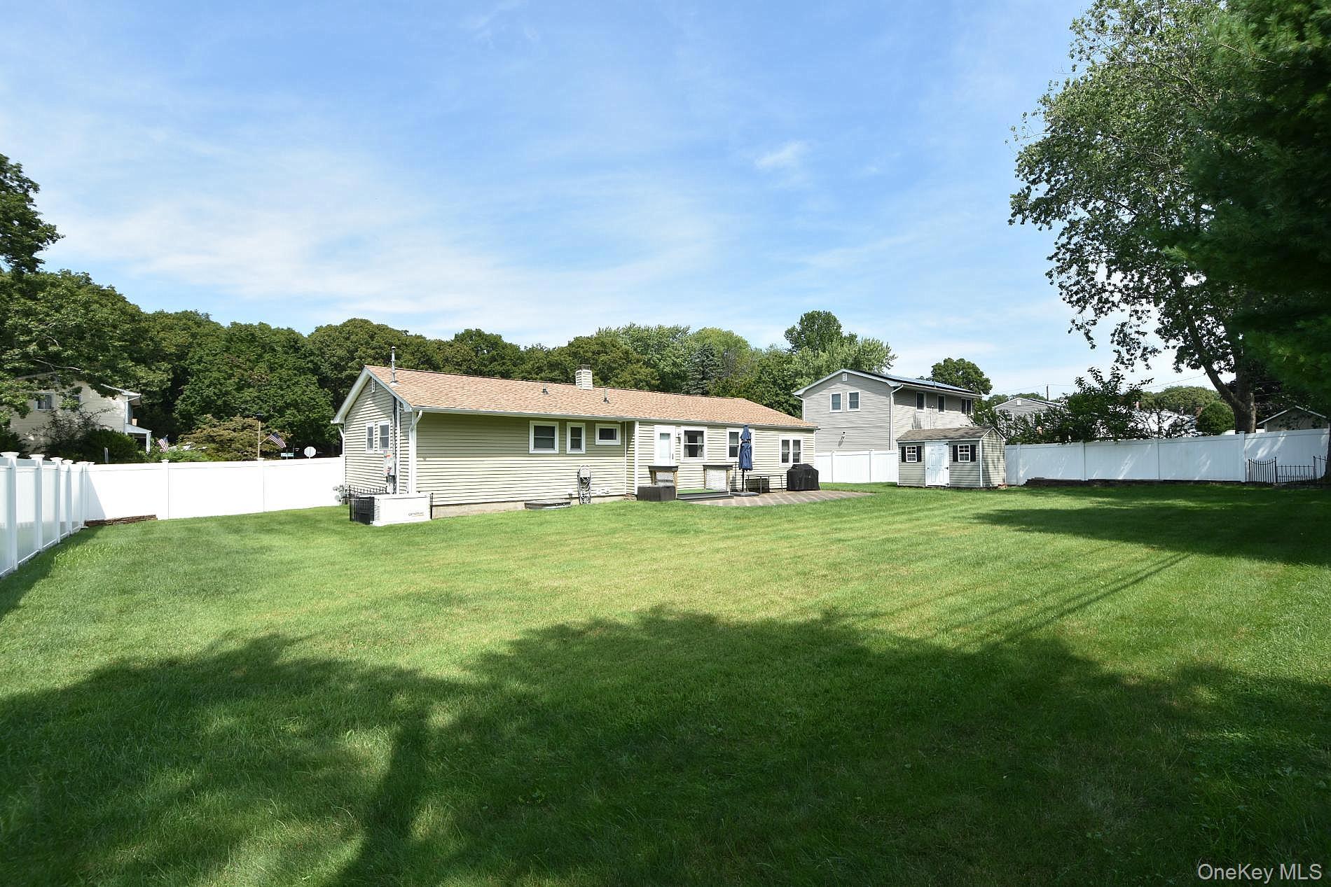 14 Milburn Property Photo 26