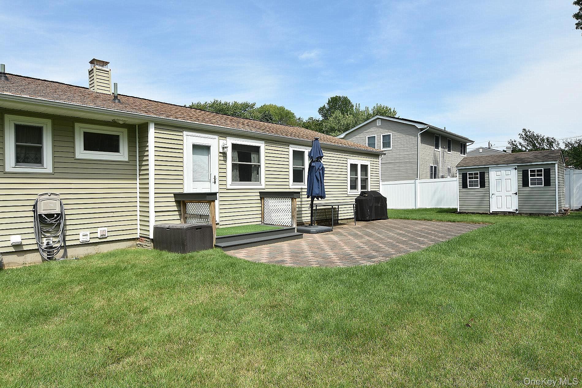14 Milburn Property Photo 28