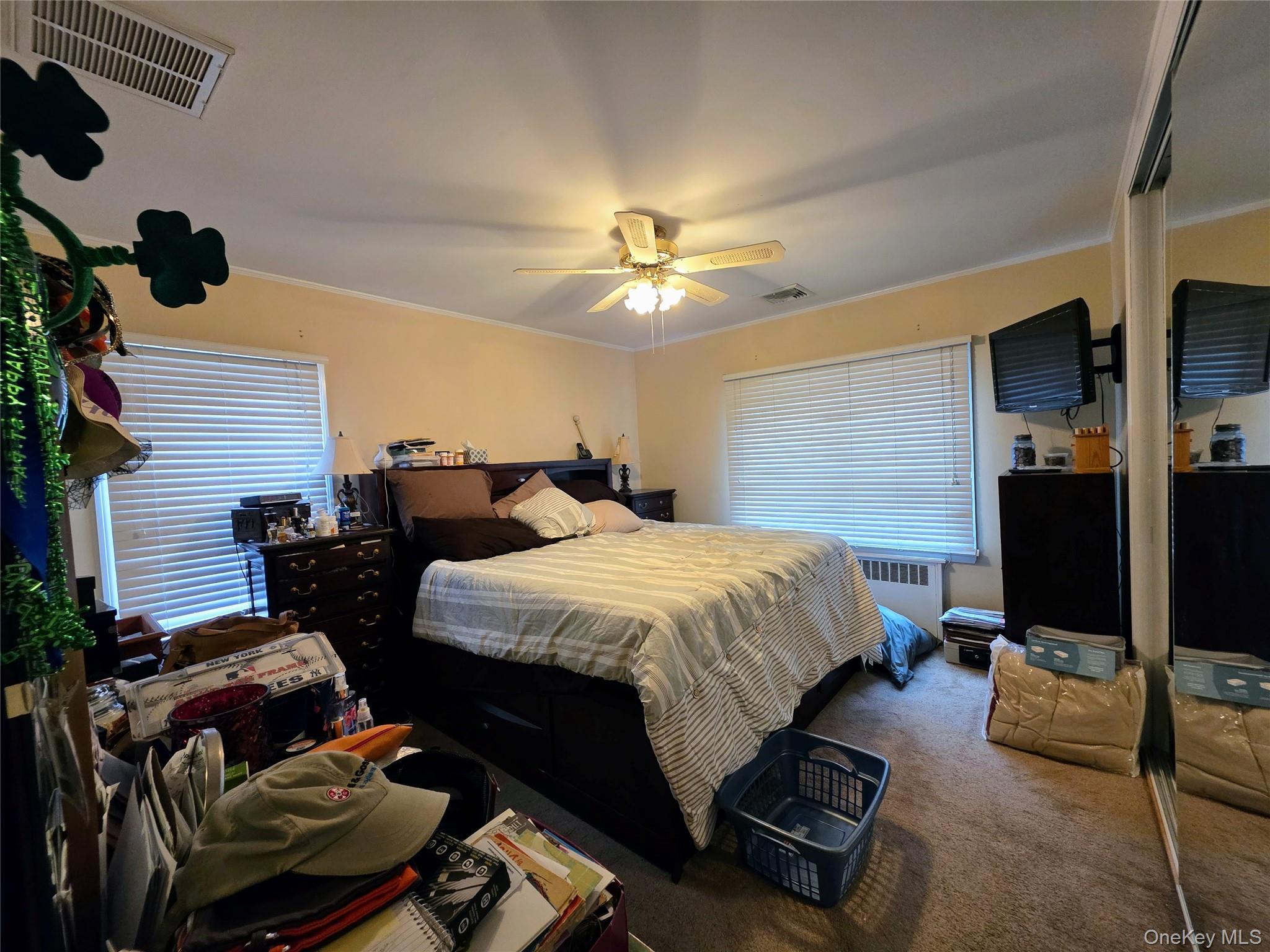 354 E Beech Street Property Photo 12