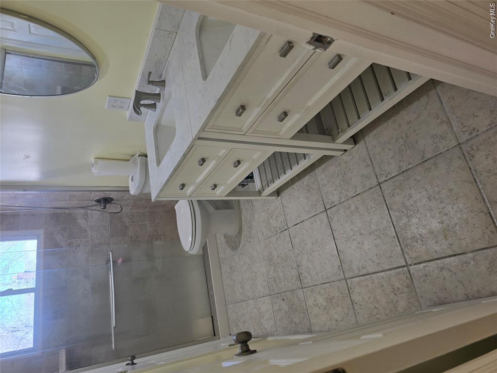 17 Lantern Street Property Photo 7