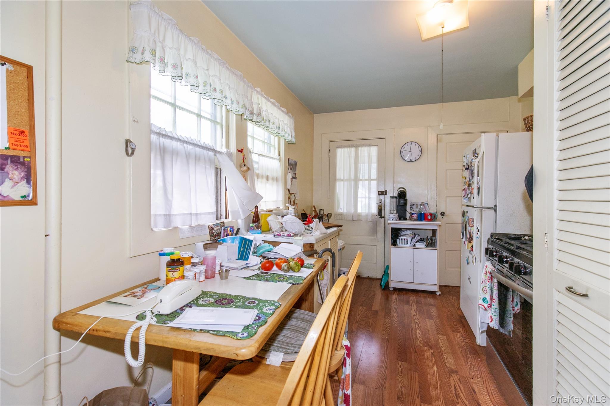 48 Saint Marks Place Property Photo 6