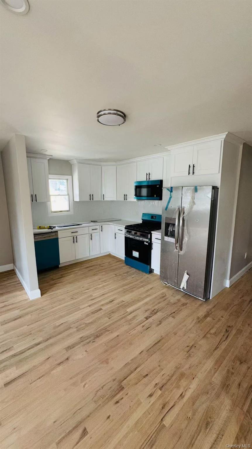 330 Beach 68th Street Property Photo 4