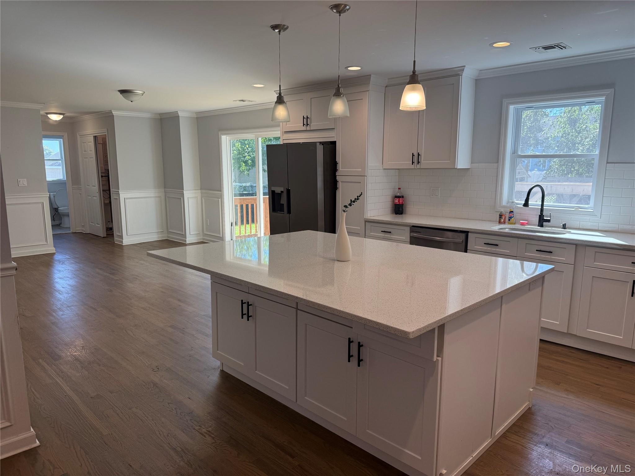 8 W Narcissus Road Property Photo 5