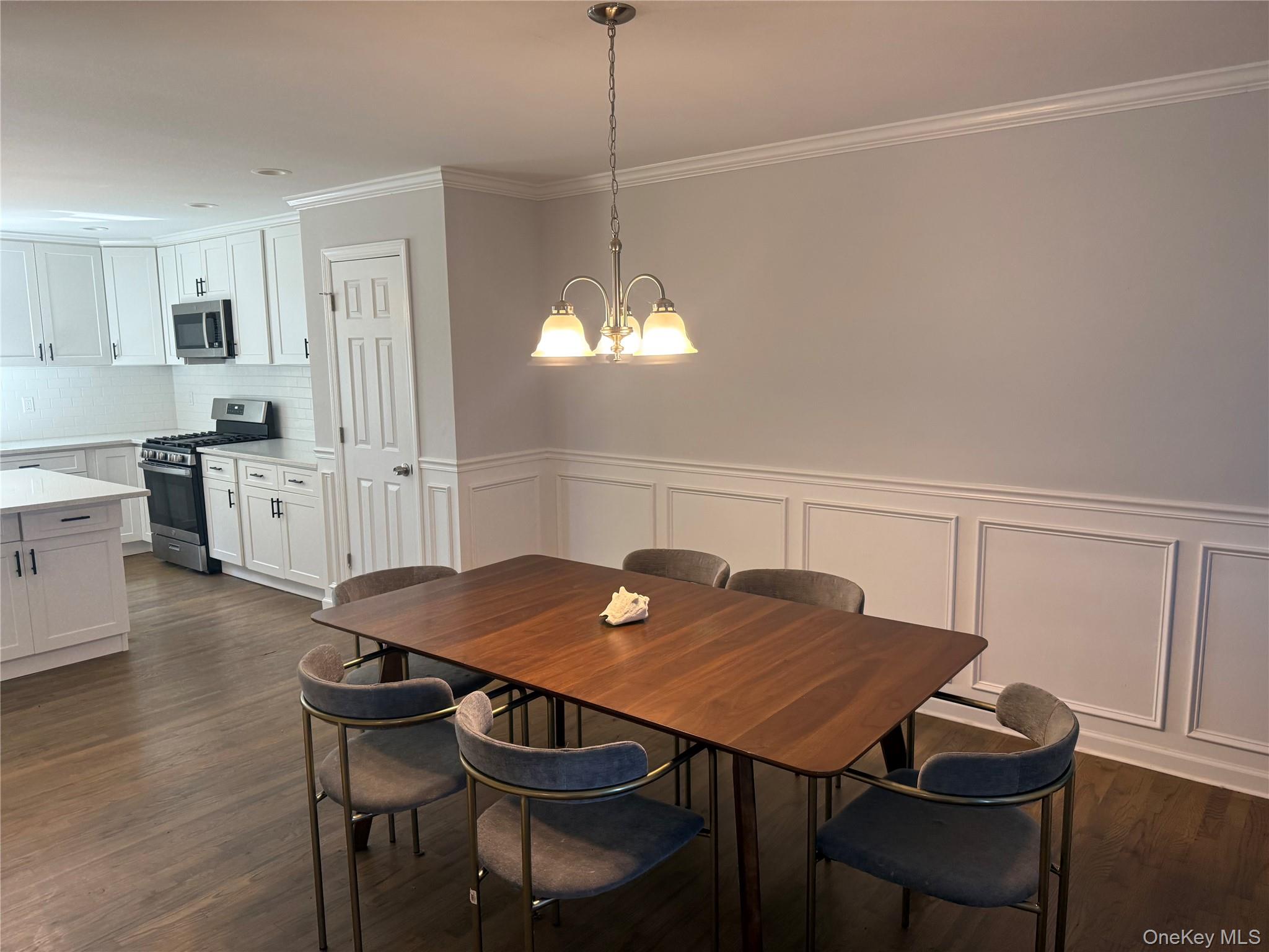 8 W Narcissus Road Property Photo 6