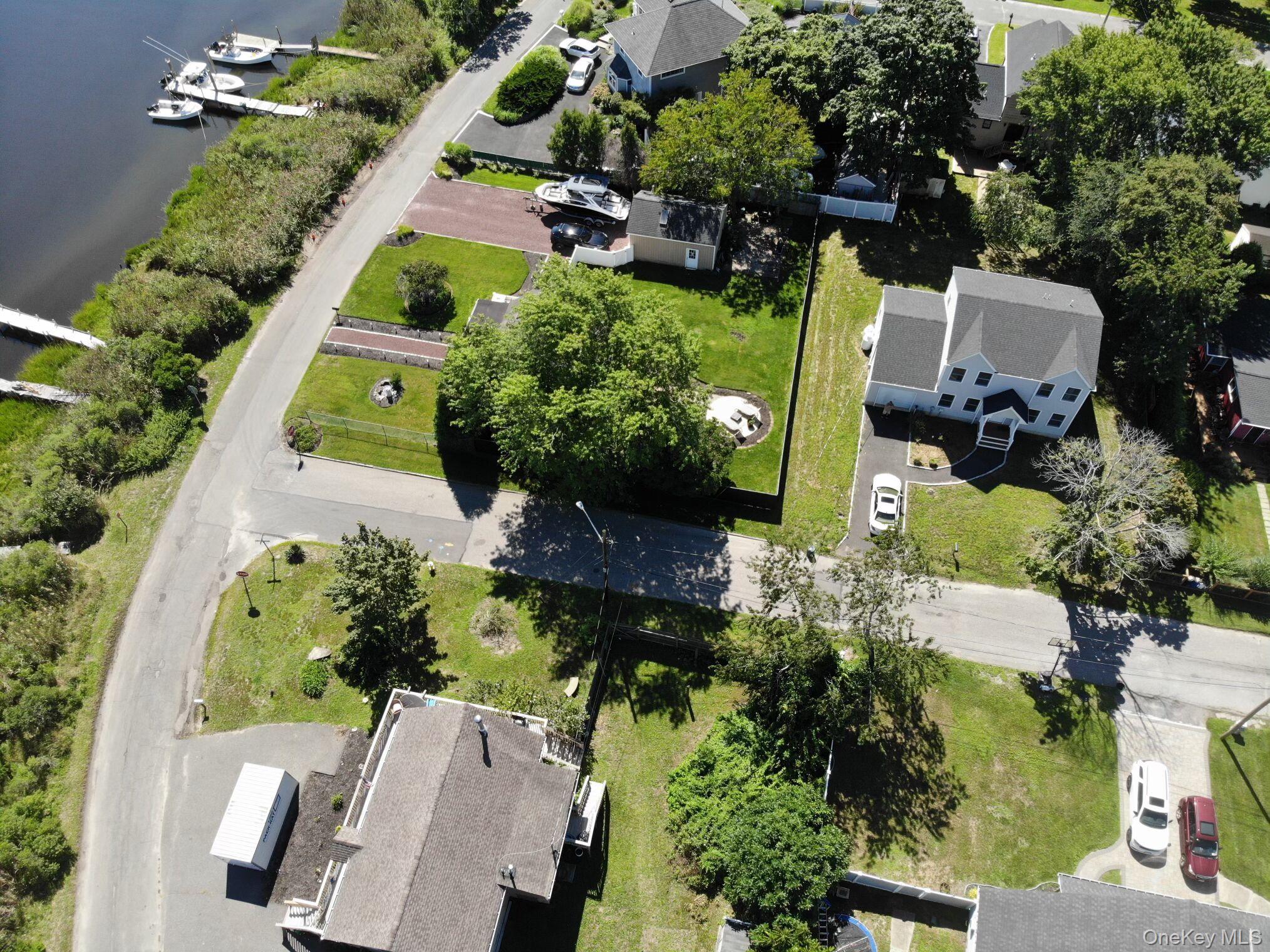 8 W Narcissus Road Property Photo 33