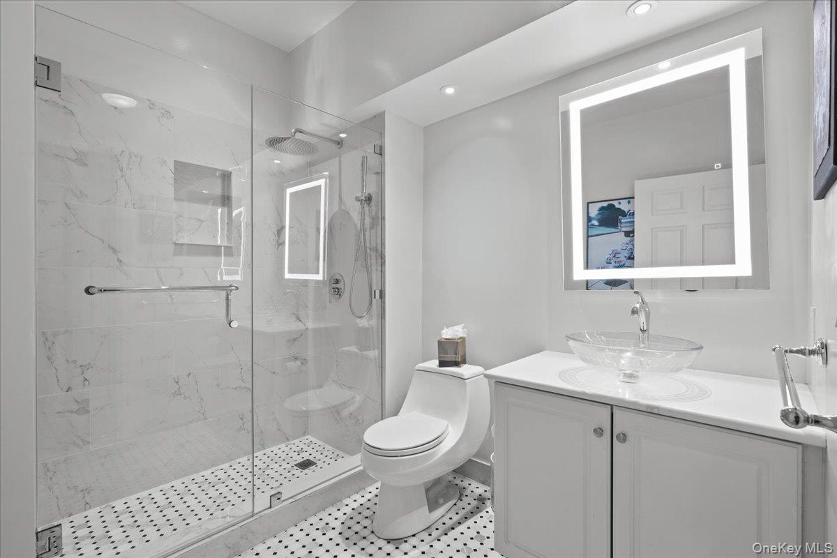 138 Doral Greens Drive Property Photo 8