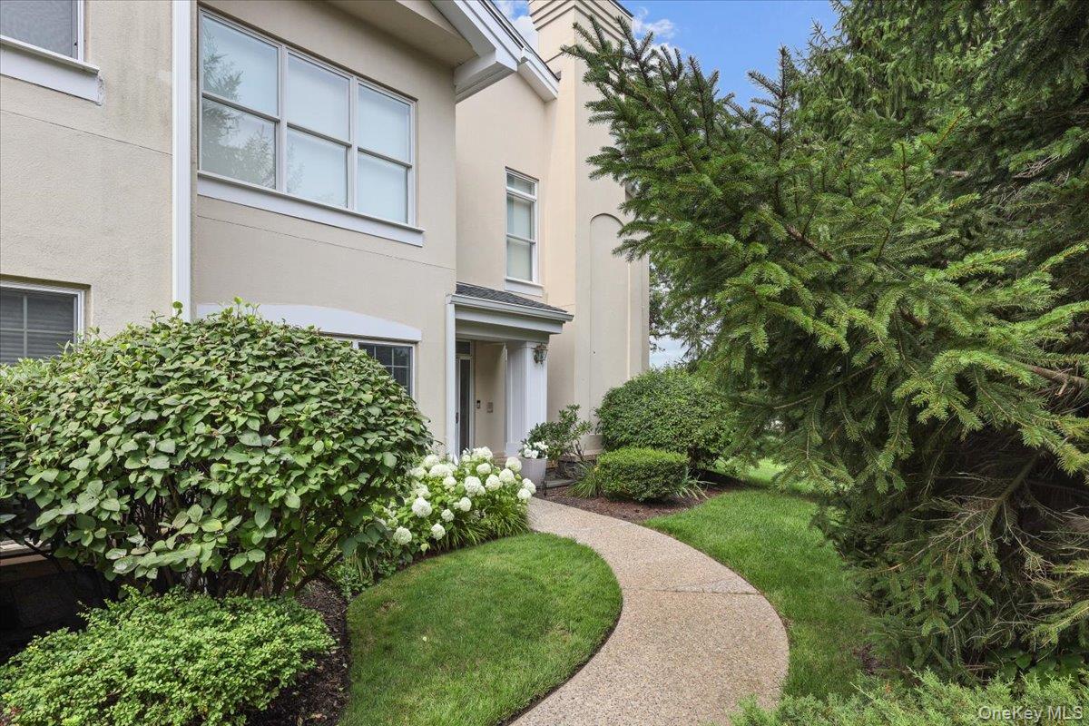 138 Doral Greens Drive Property Photo 13