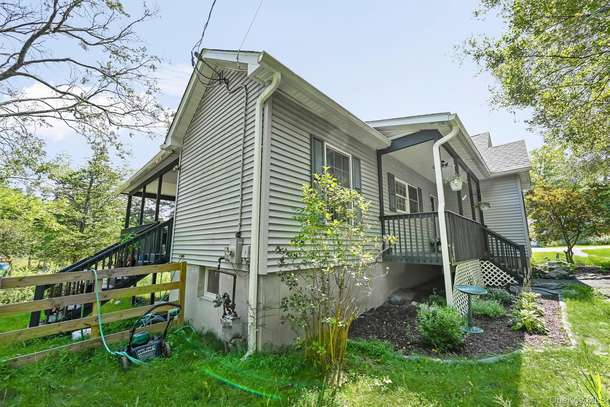 50 Hambletonian Avenue Property Photo 5