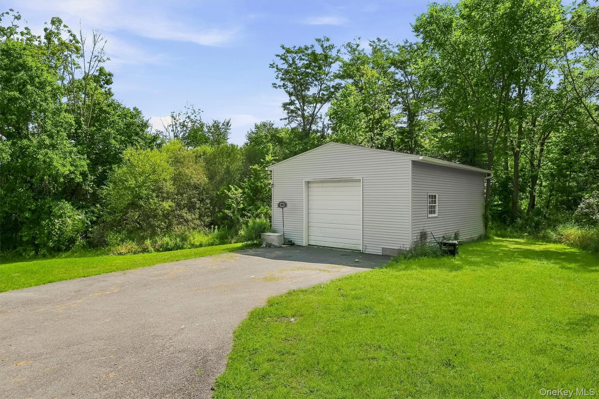 50 Hambletonian Avenue Property Photo 37