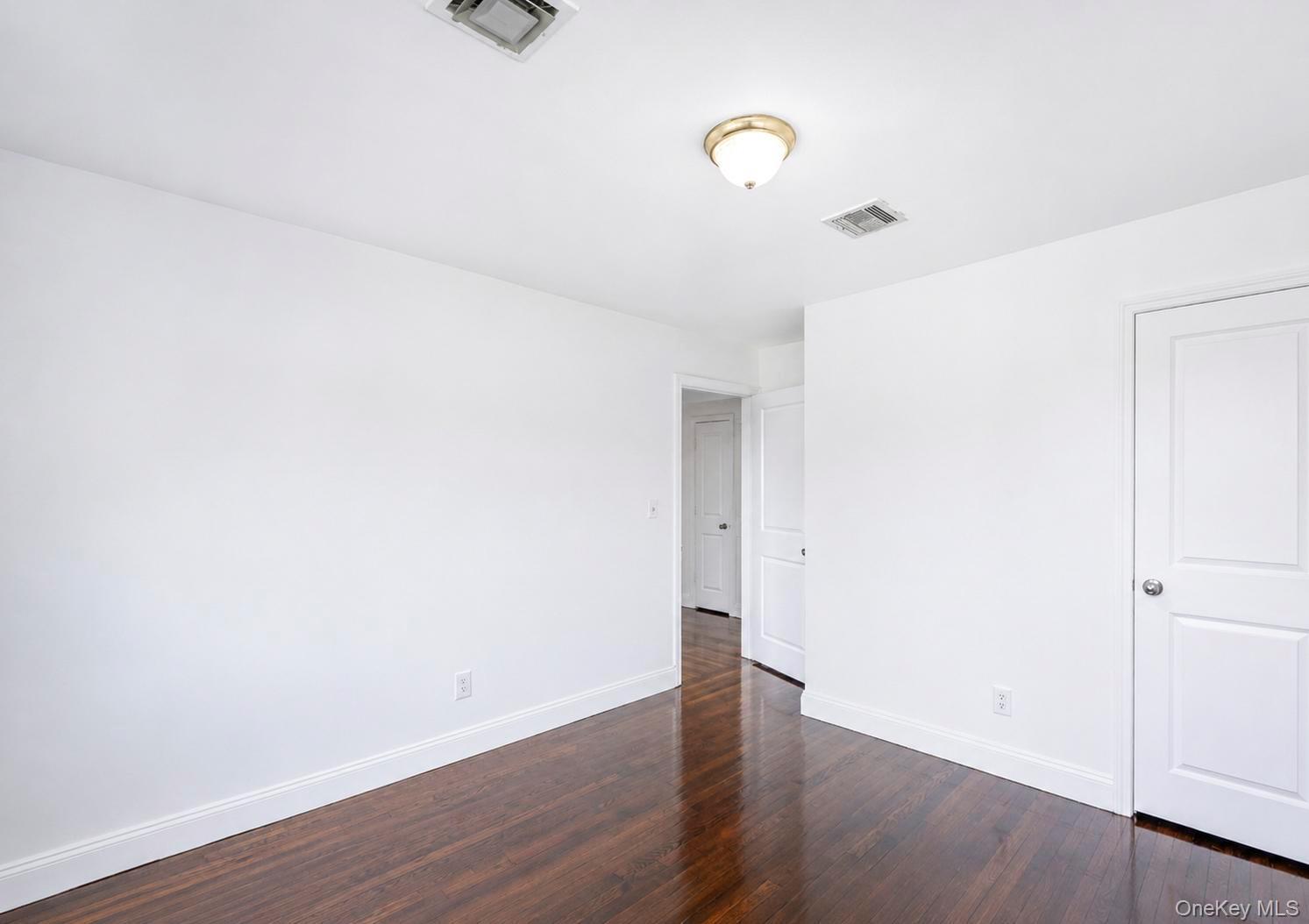 71 6th Street Property Photo 9