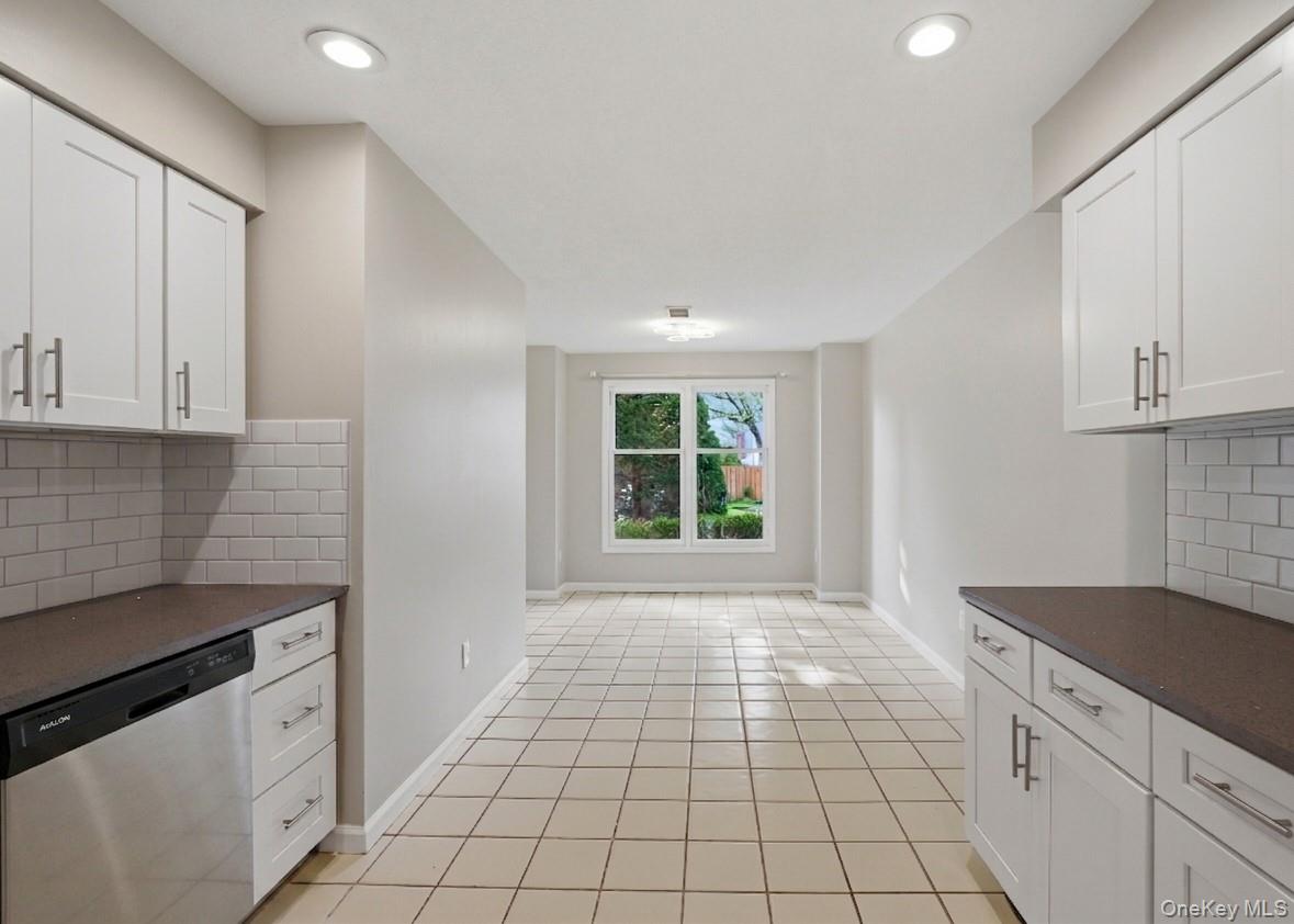 4 Trevor Lake Drive Property Photo 8
