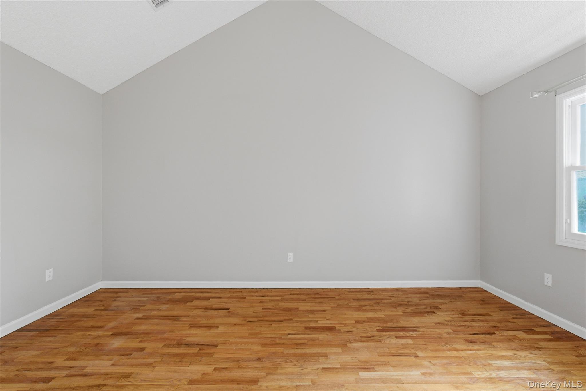 4 Trevor Lake Drive Property Photo 21