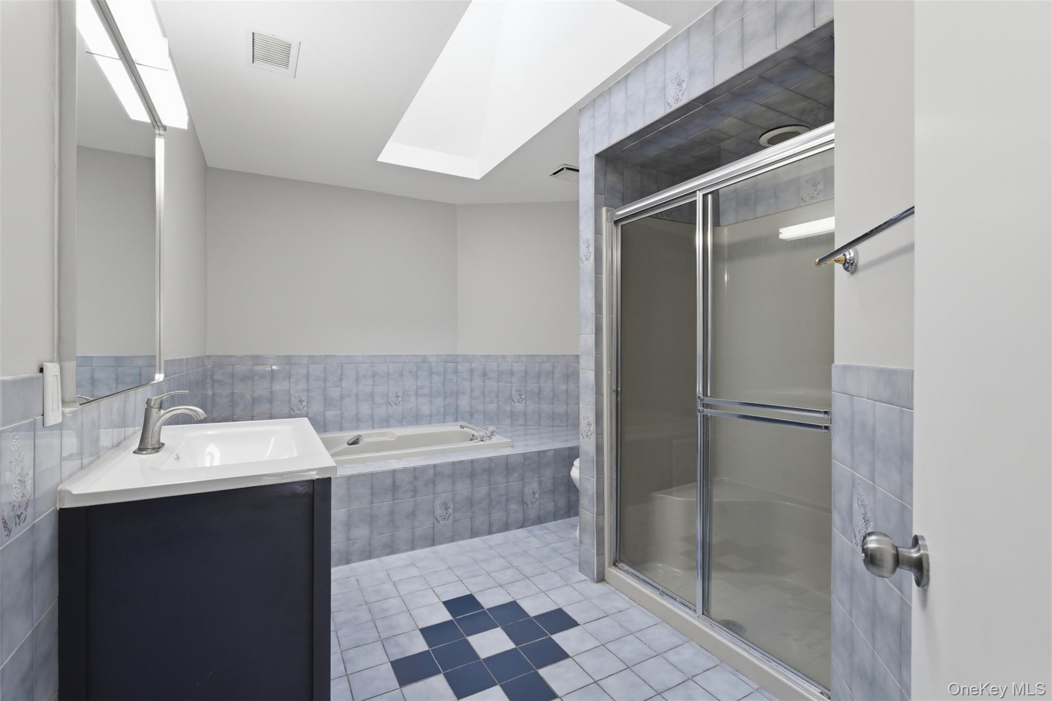 4 Trevor Lake Drive Property Photo 23