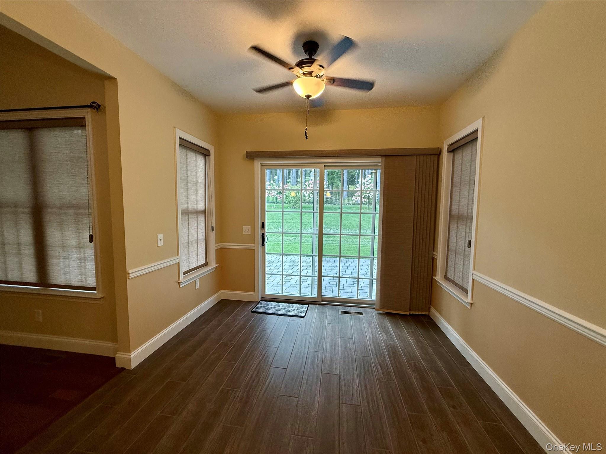 142 Lexington Lane Property Photo 30