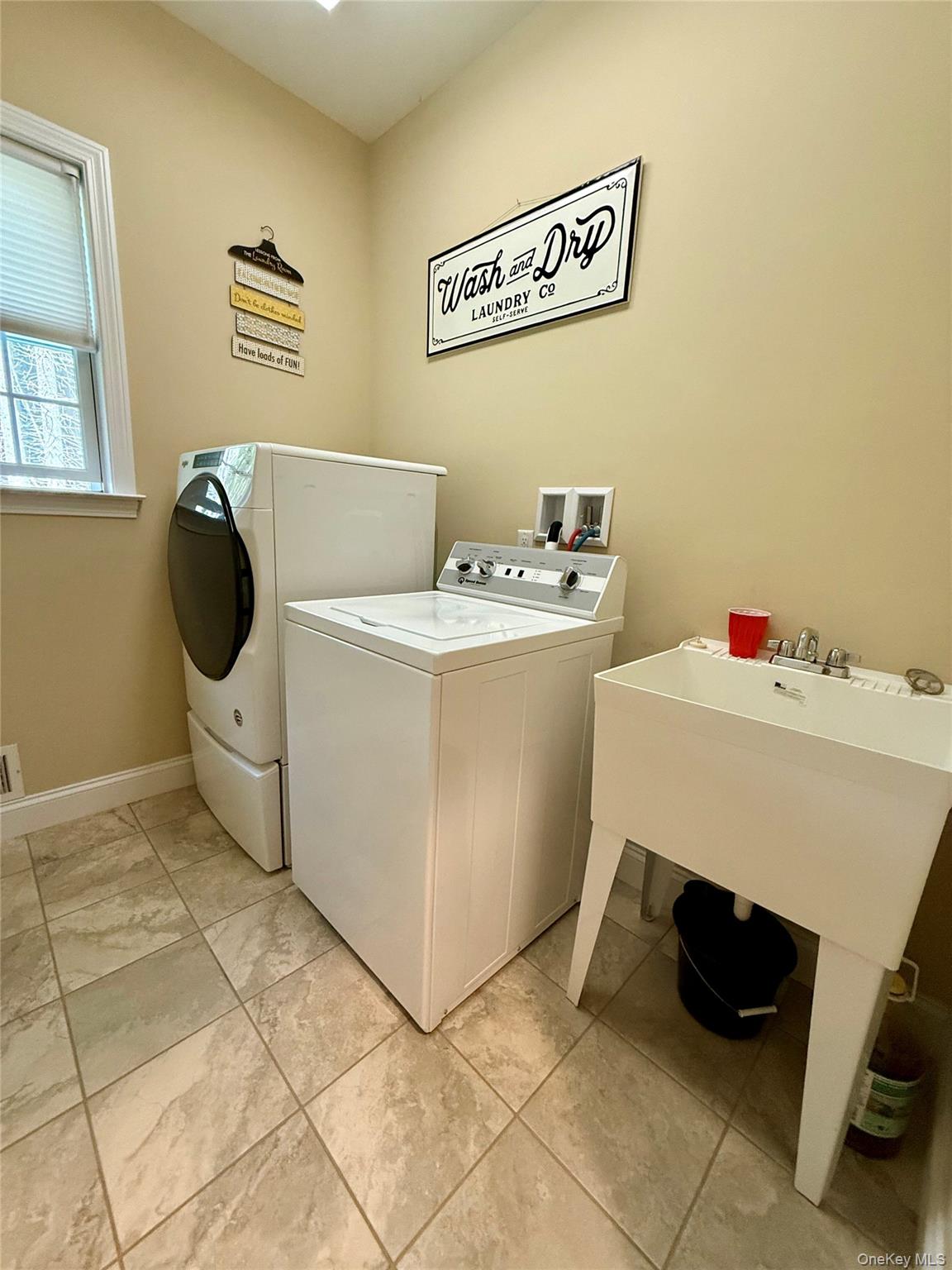 142 Lexington Lane Property Photo 42