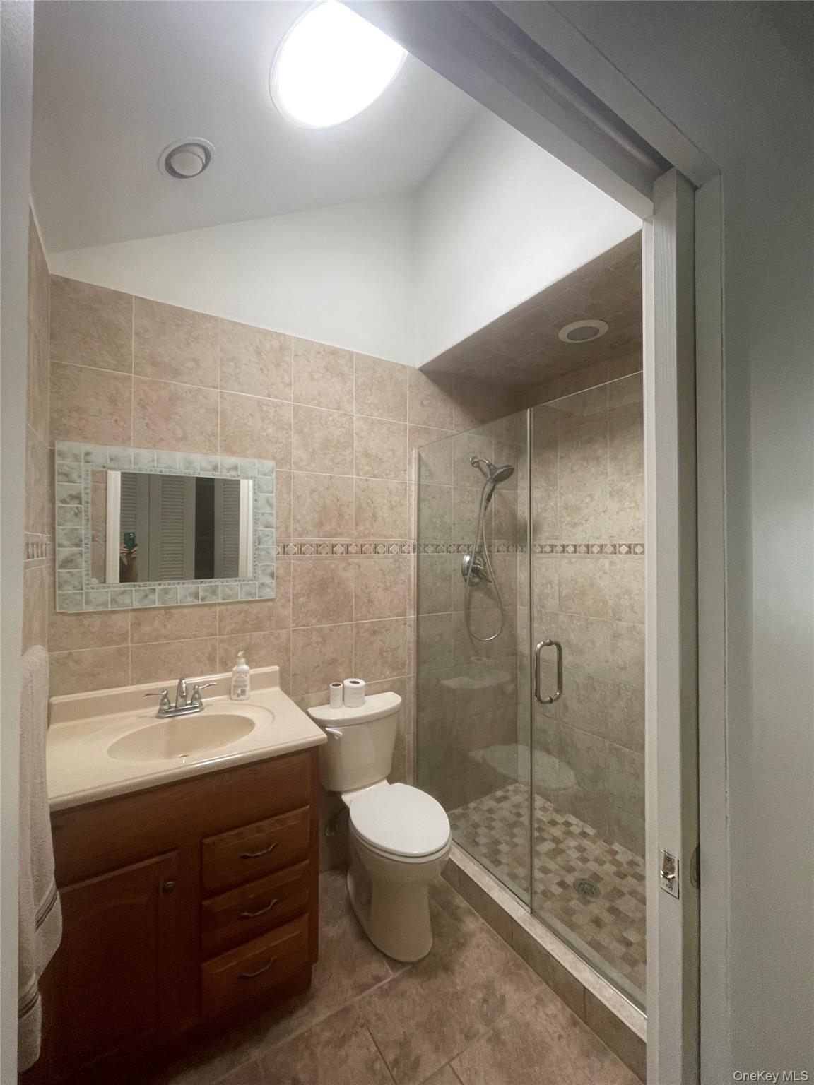 152a Laurance Lane A Property Photo 10