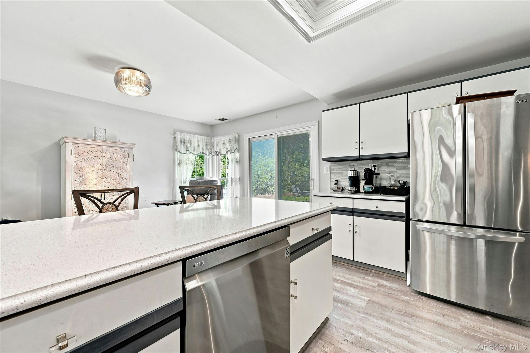 15 Glen Drive Property Photo 12