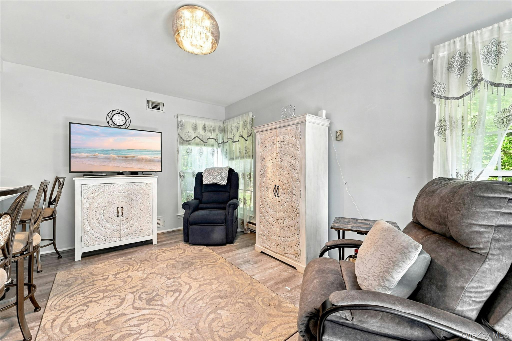 15 Glen Drive Property Photo 16