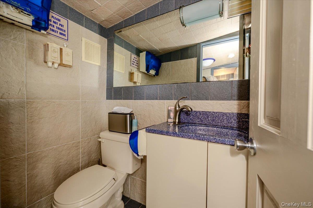 176 Main Street Property Photo 40