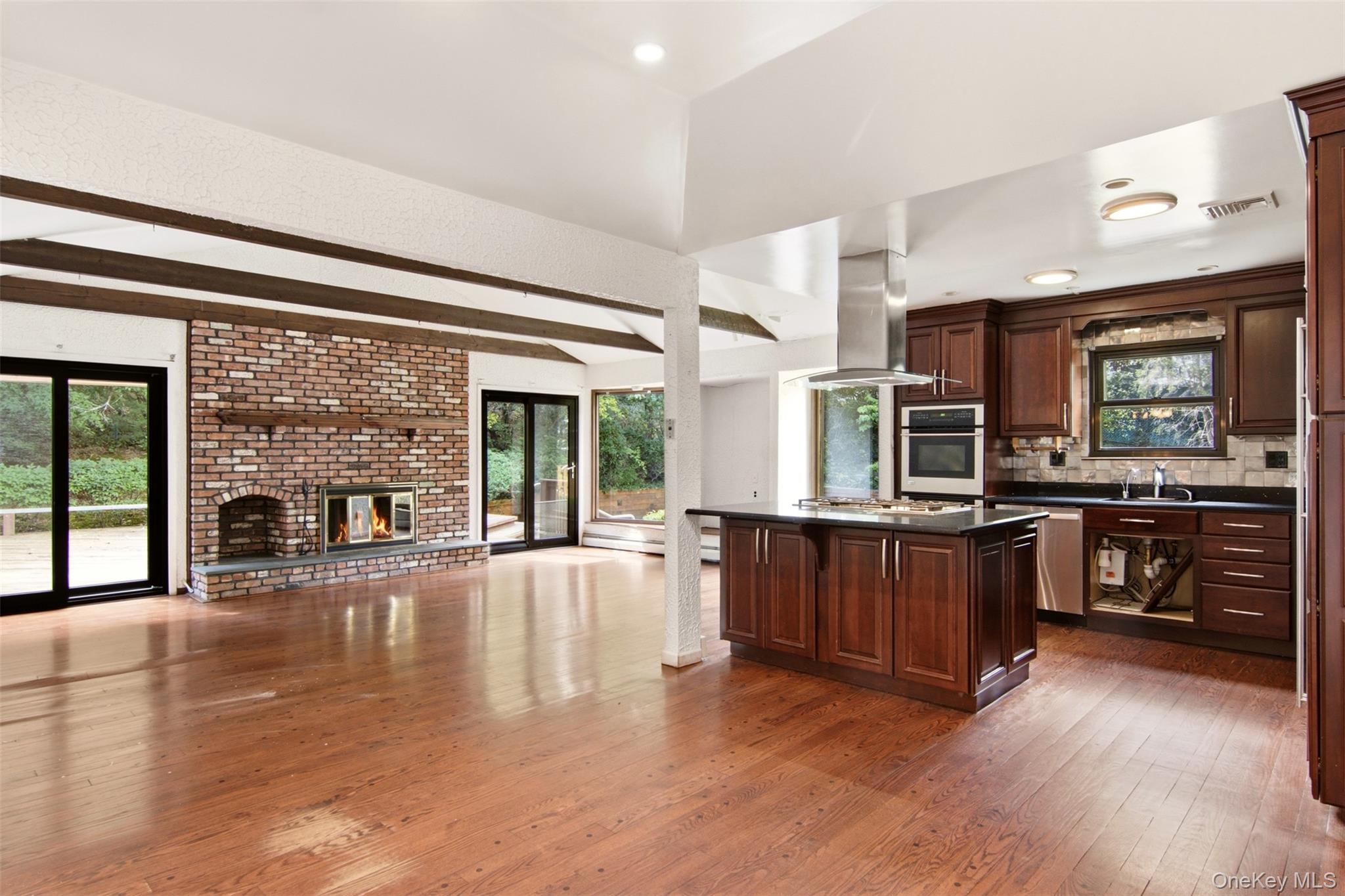2 Cascade Court Property Photo 10