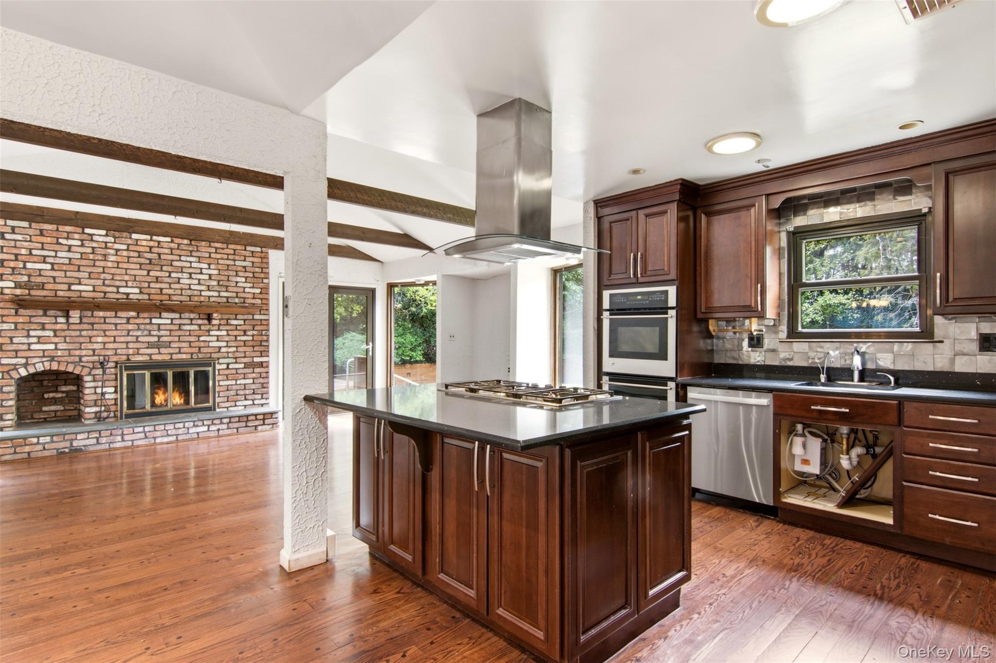 2 Cascade Court Property Photo 11