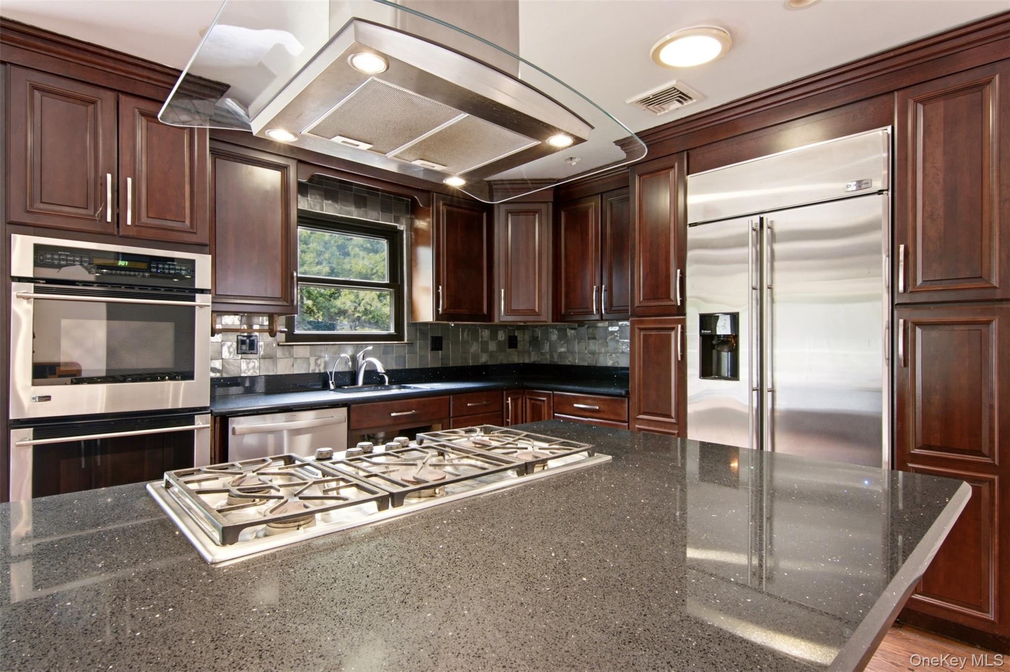 2 Cascade Court Property Photo 14