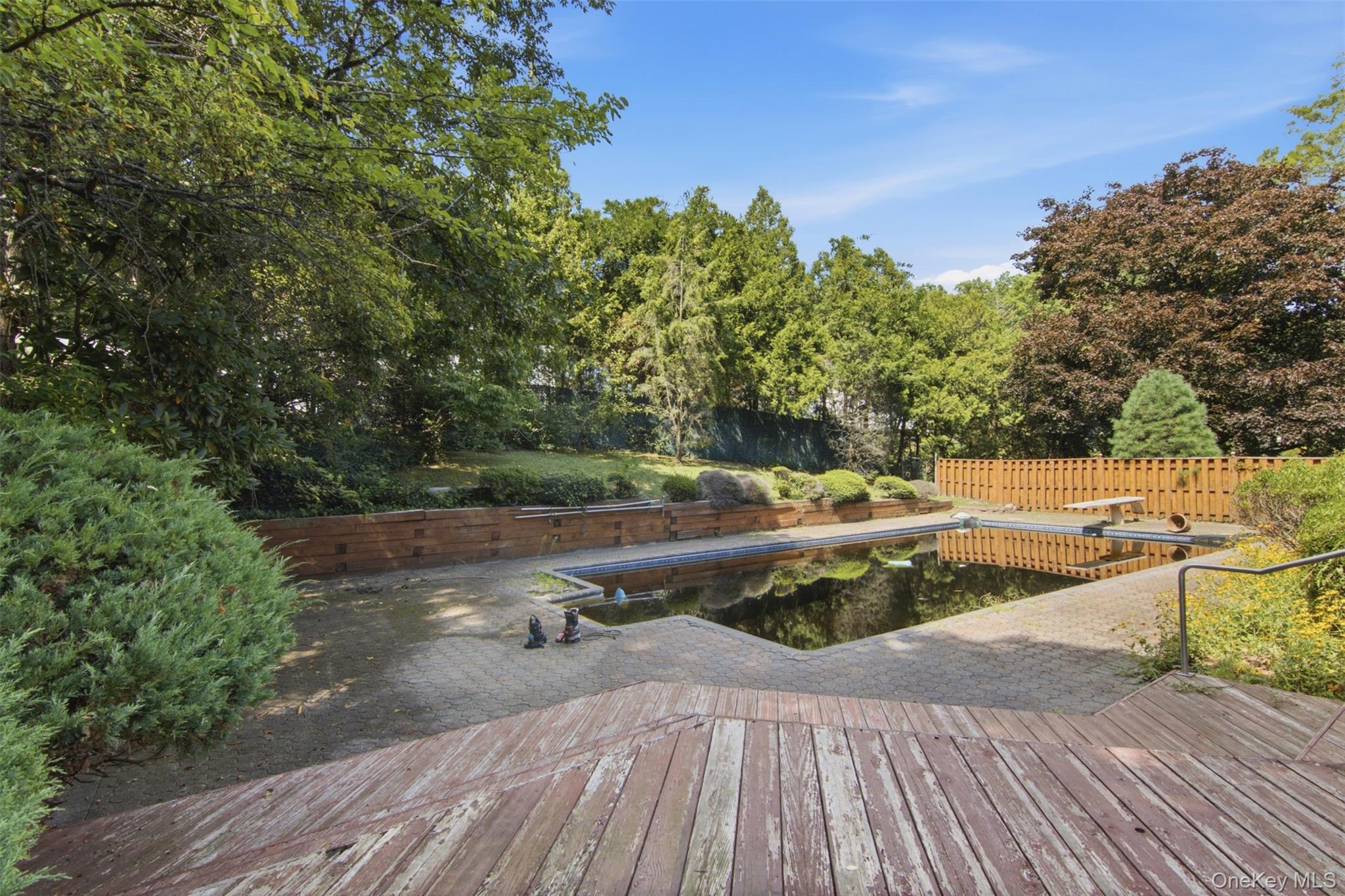 2 Cascade Court Property Photo 28