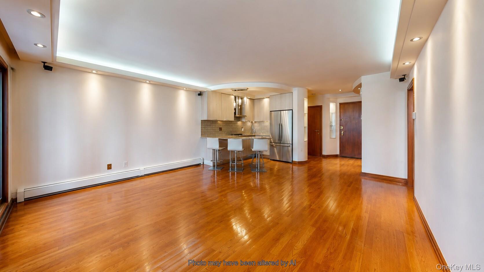2617 E 17th Street 4d Property Photo 4