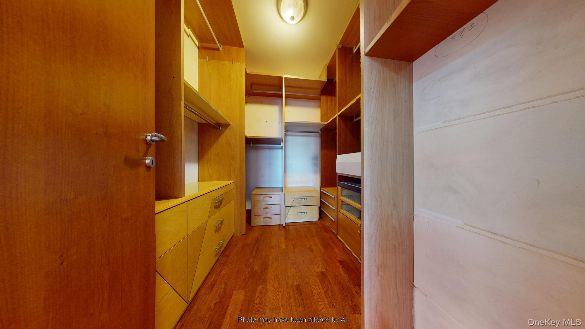 2617 E 17th Street 4d Property Photo 13