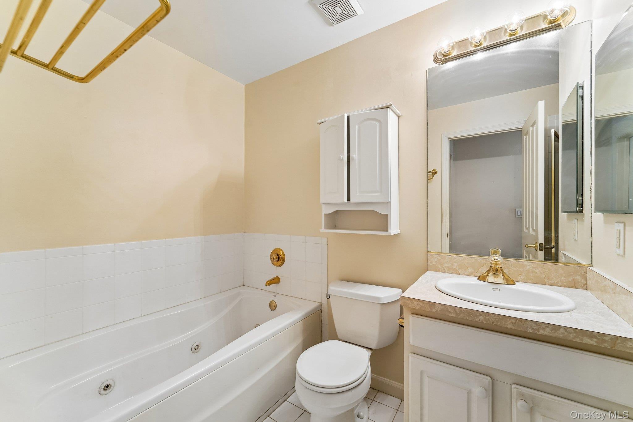122 Crystal Hill Drive Property Photo 15