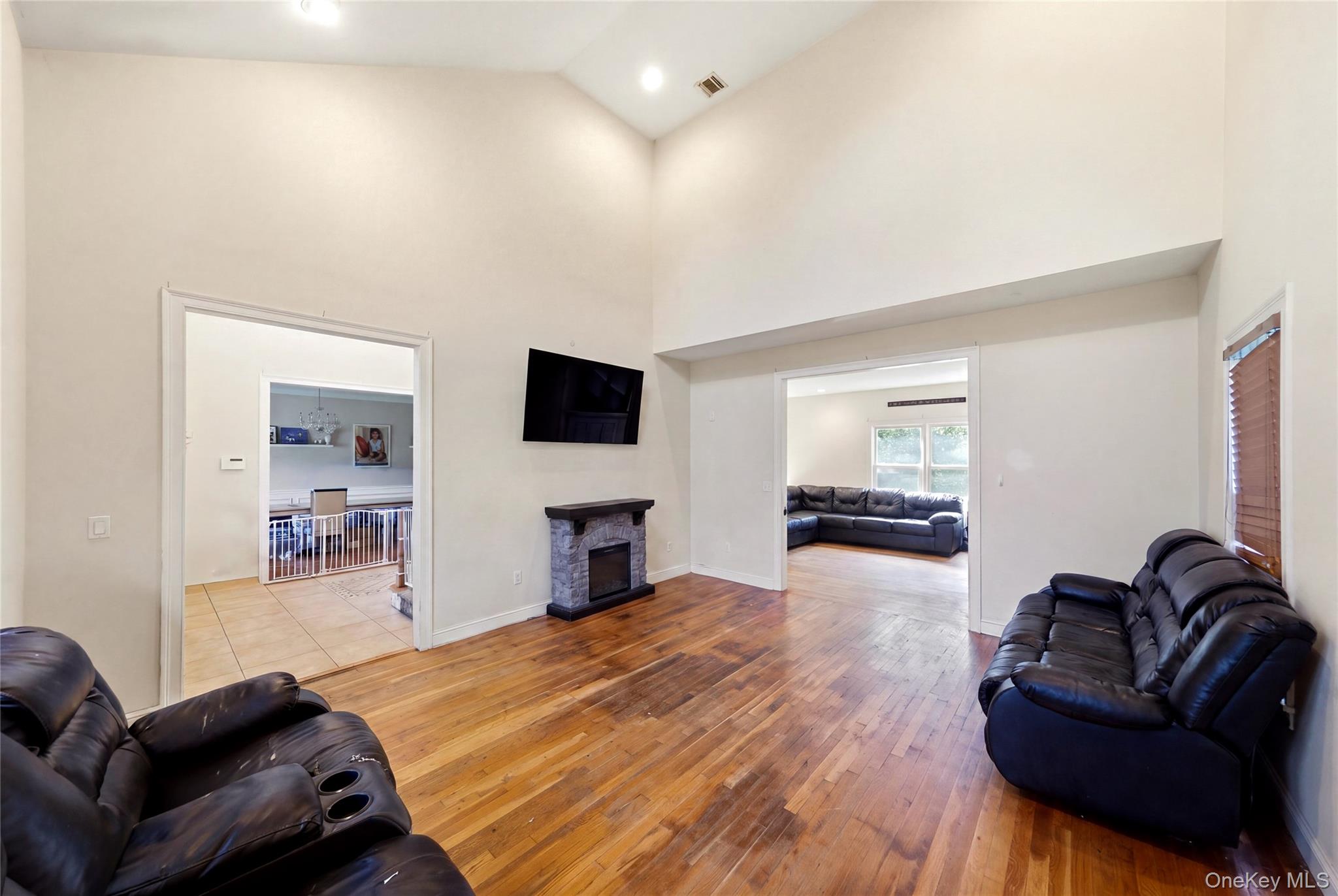 204 Melrose Parkway Property Photo 13