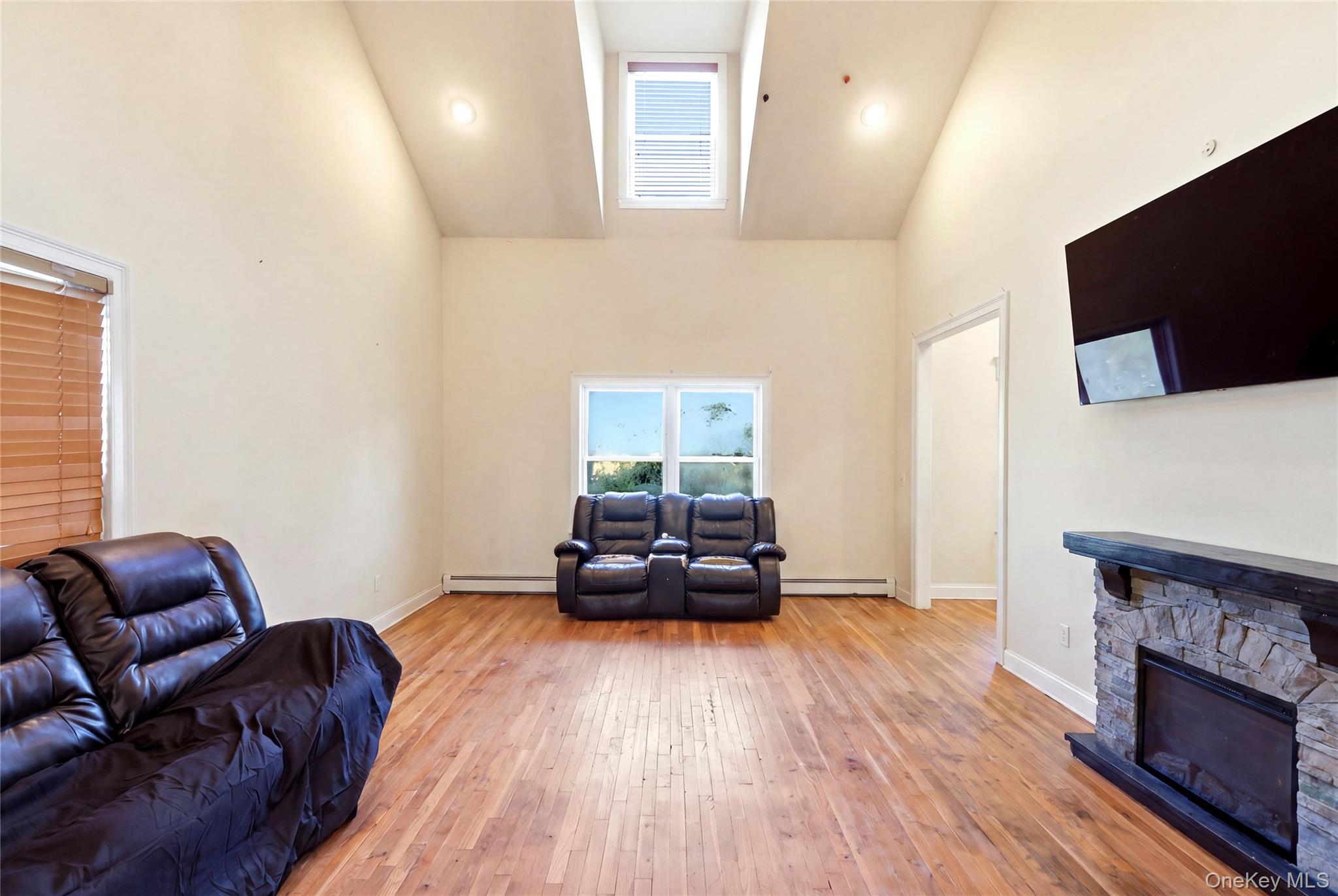 204 Melrose Parkway Property Photo 14