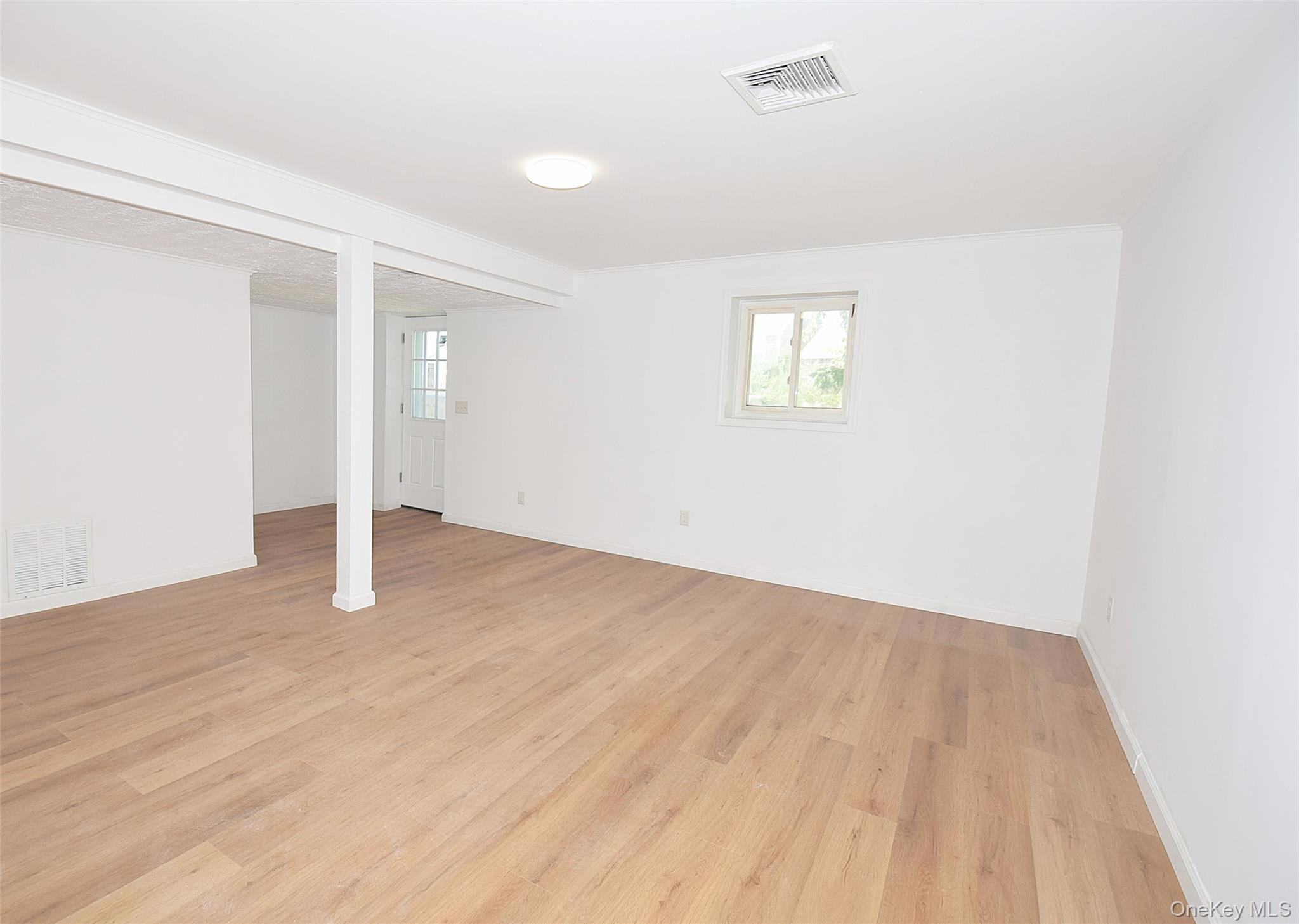 855 Surf Street Property Photo 16