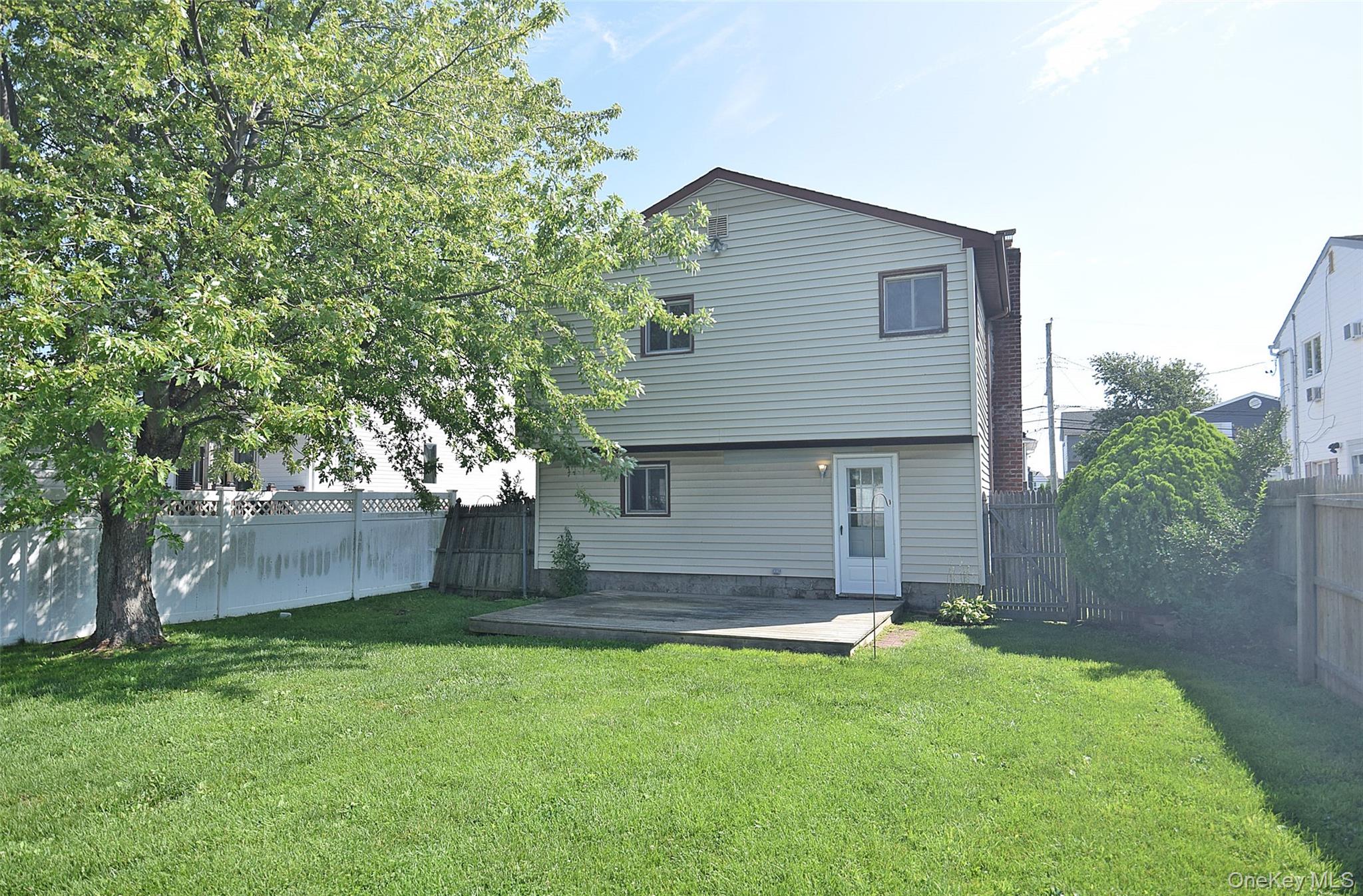 855 Surf Street Property Photo 20