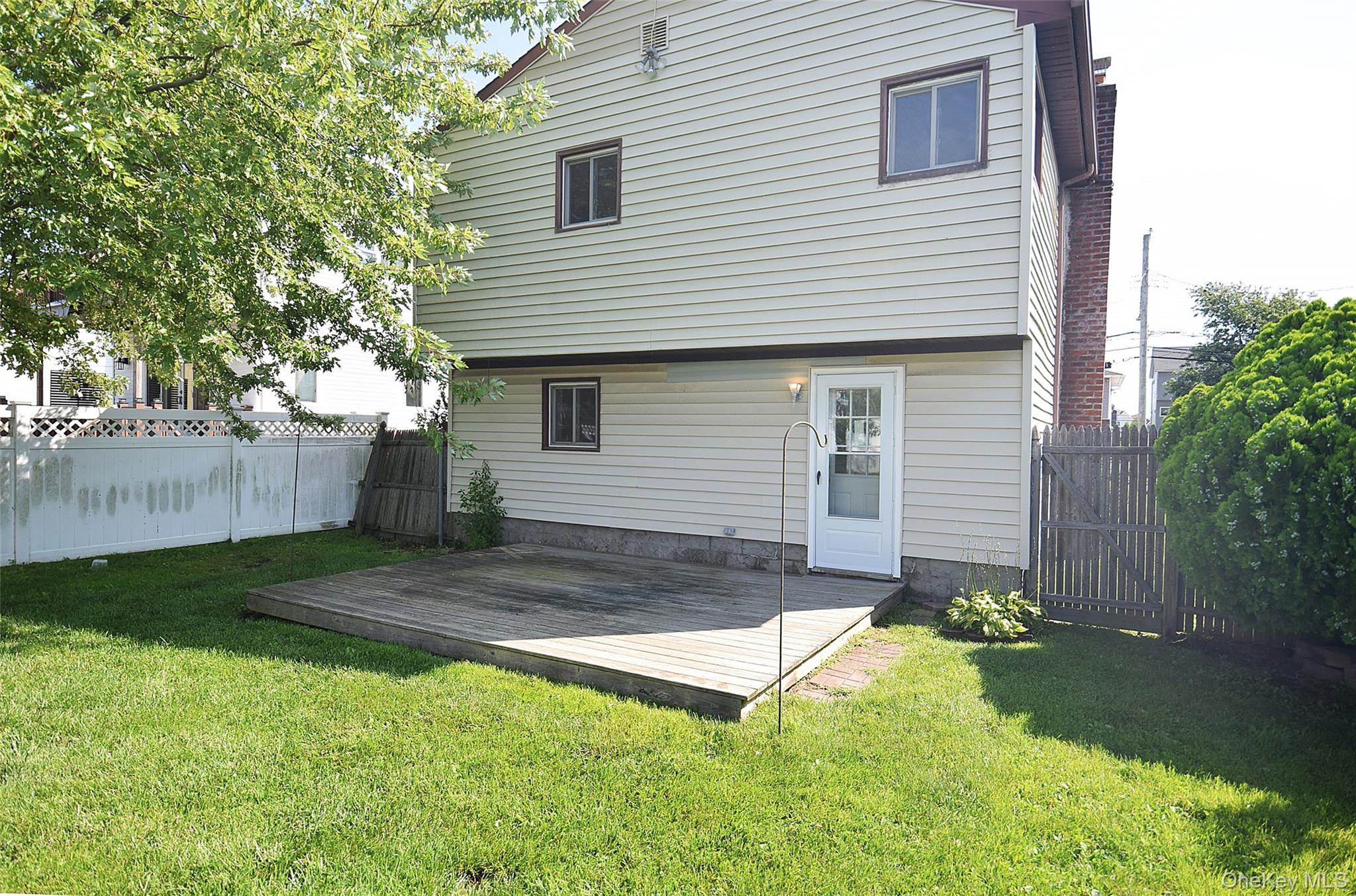 855 Surf Street Property Photo 21