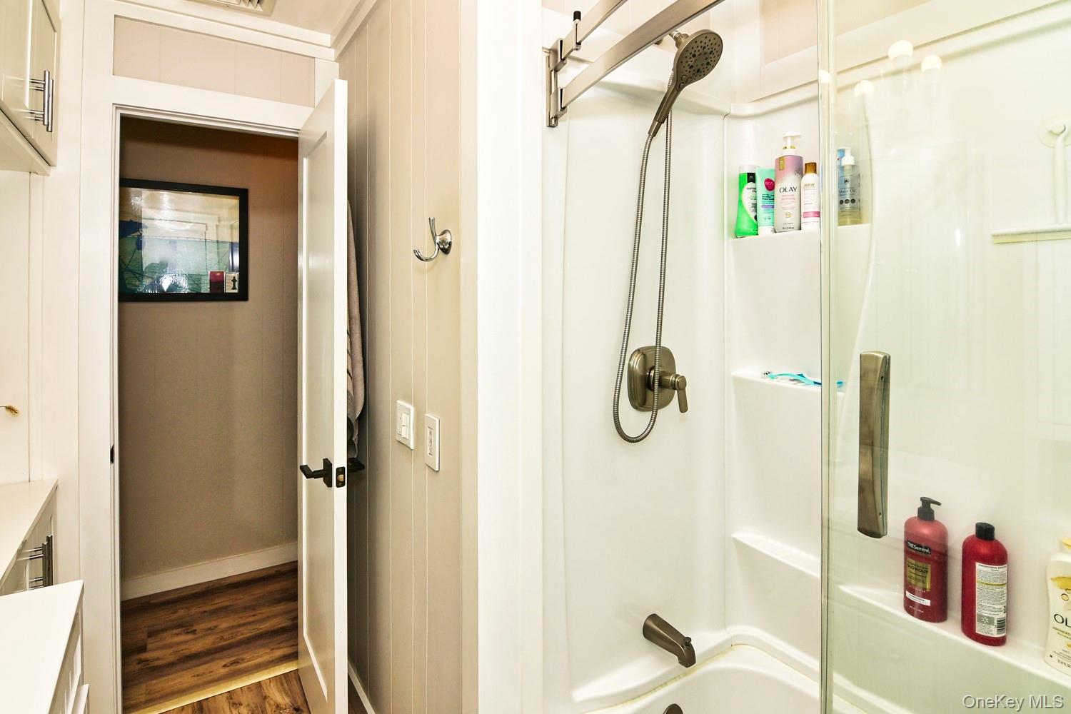 14 Kathy Street Property Photo 18