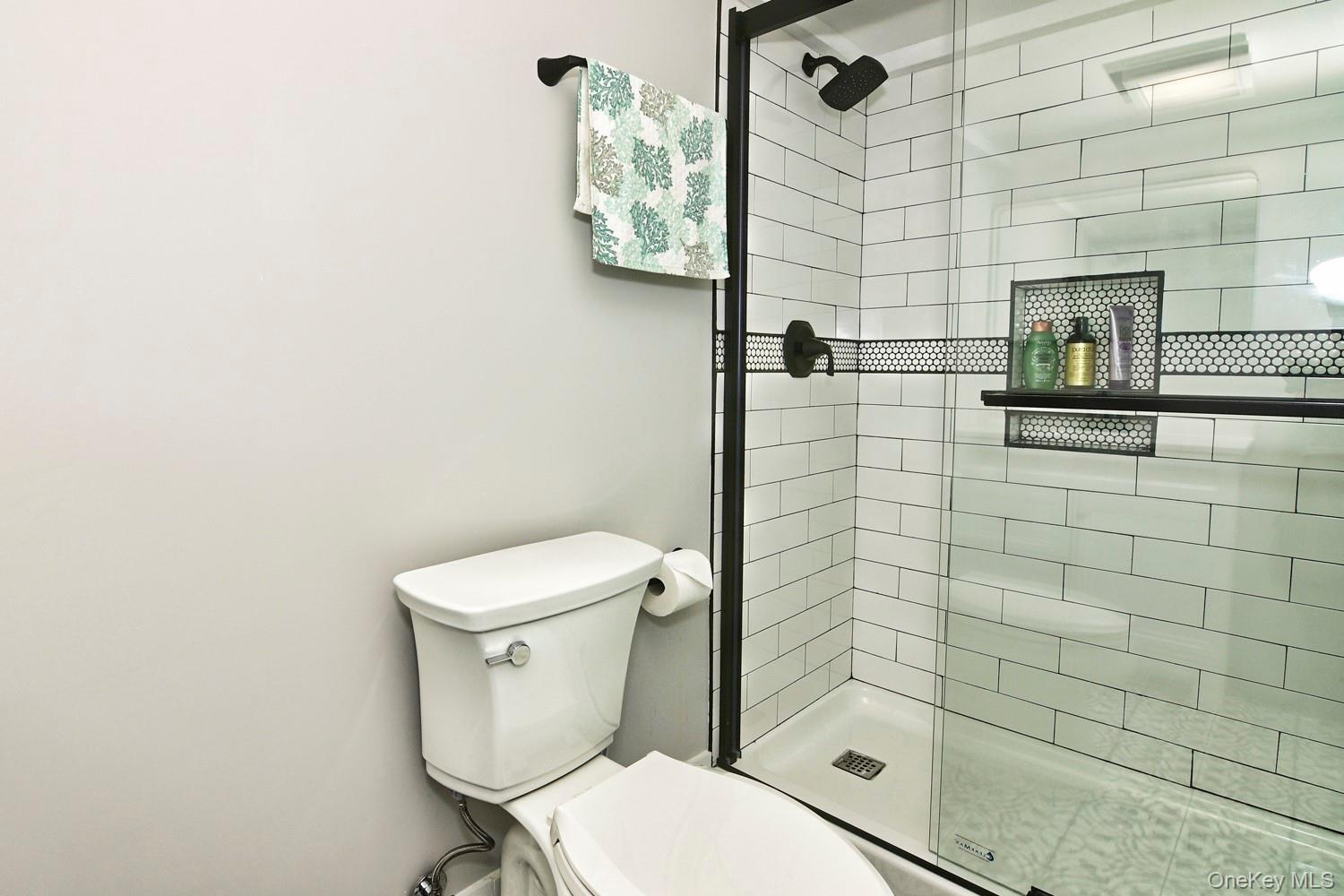 14 Kathy Street Property Photo 25