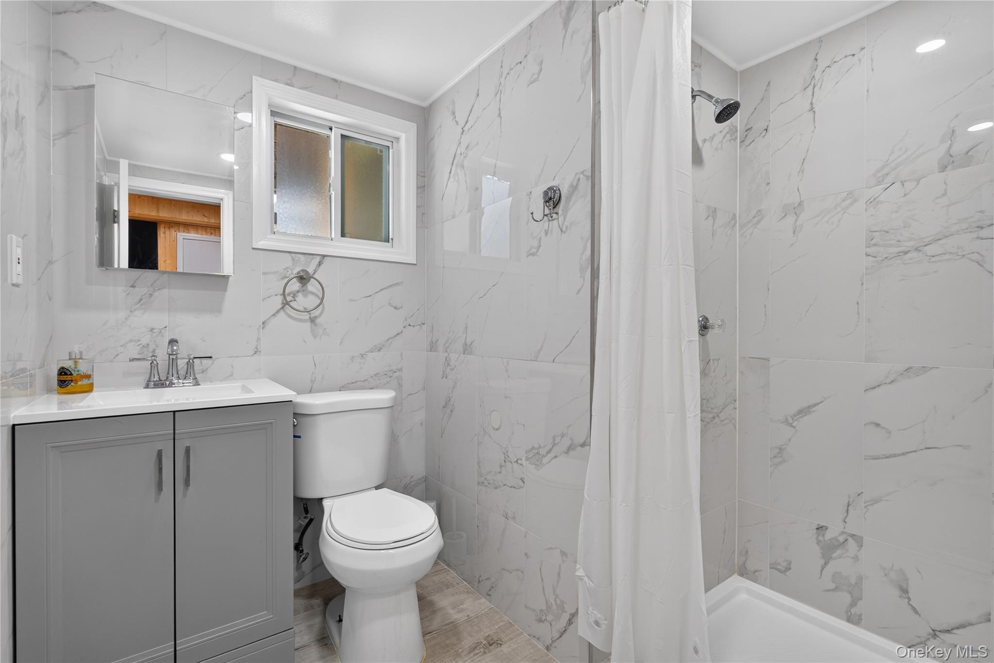 108 Maplewood Avenue Property Photo 20