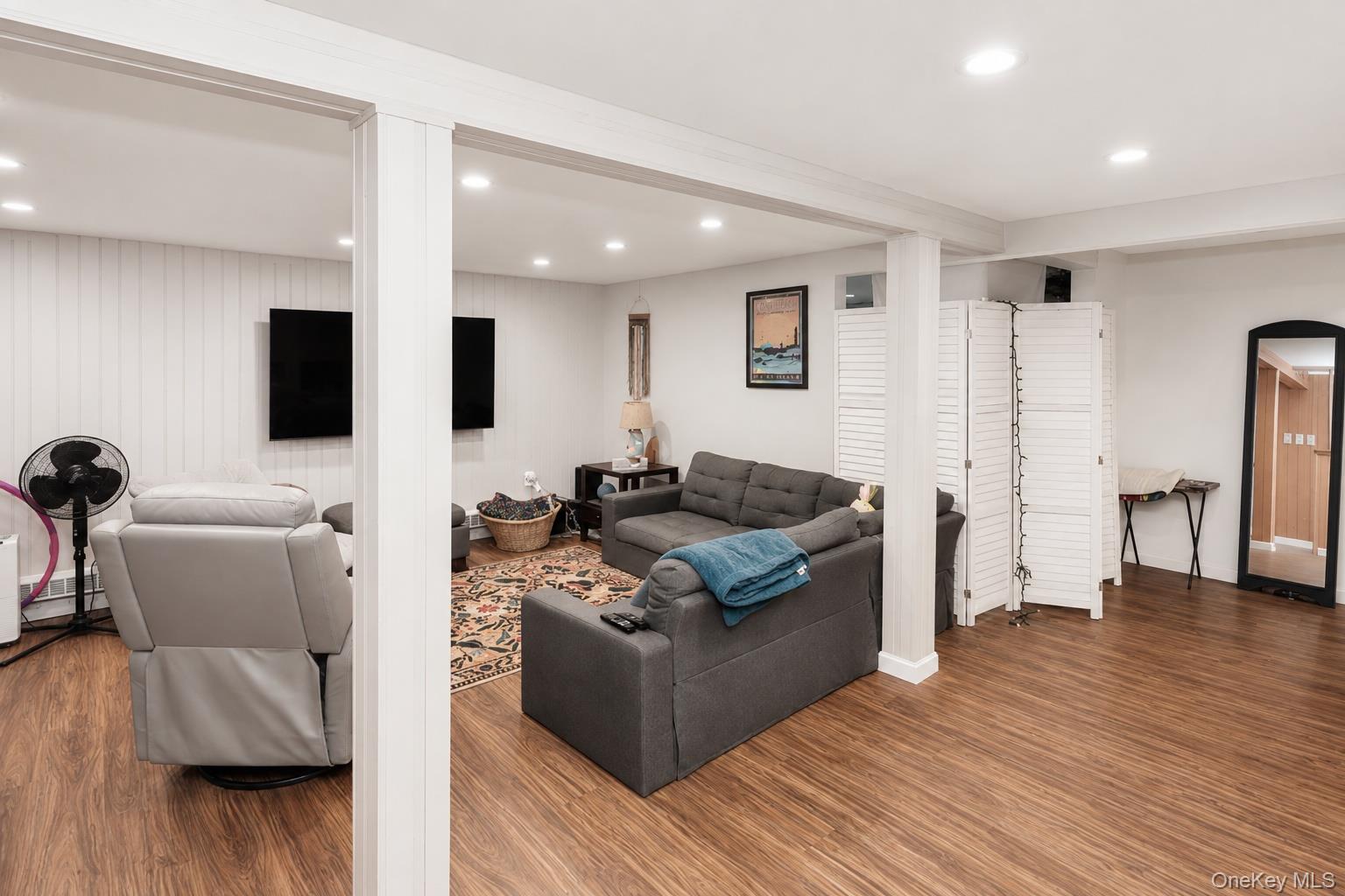 384 Michigan Avenue Property Photo 21