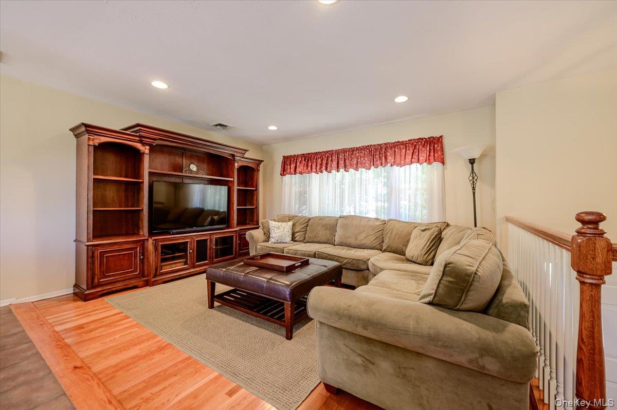 784 Newbridge Road Property Photo 7