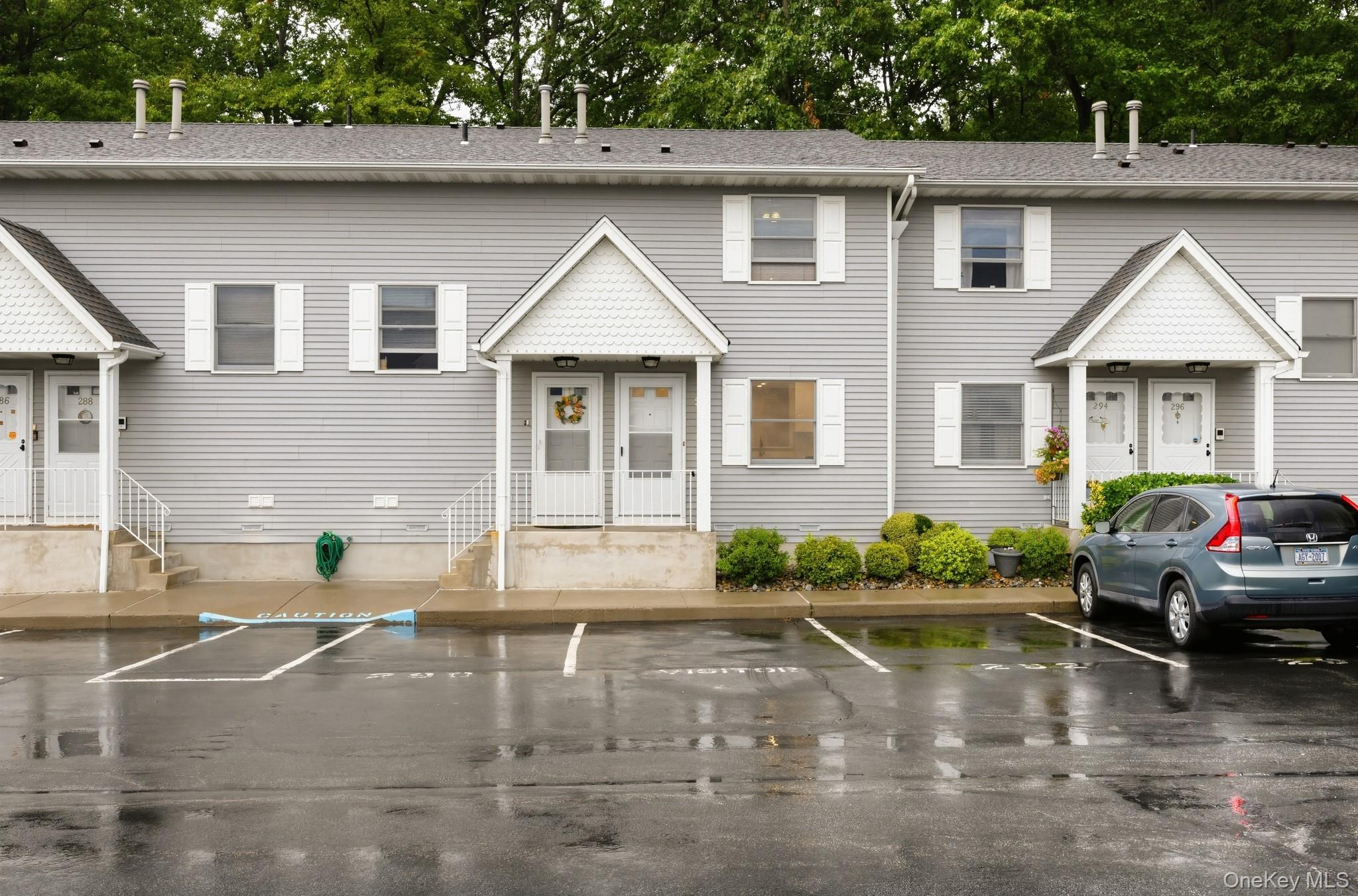 292 Hubert Humphrey Drive Property Photo 1