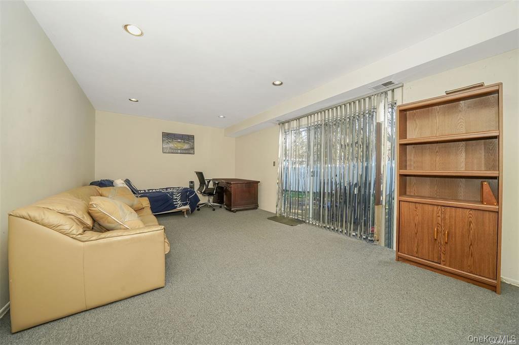 37 Santa Barbara Property Photo 10
