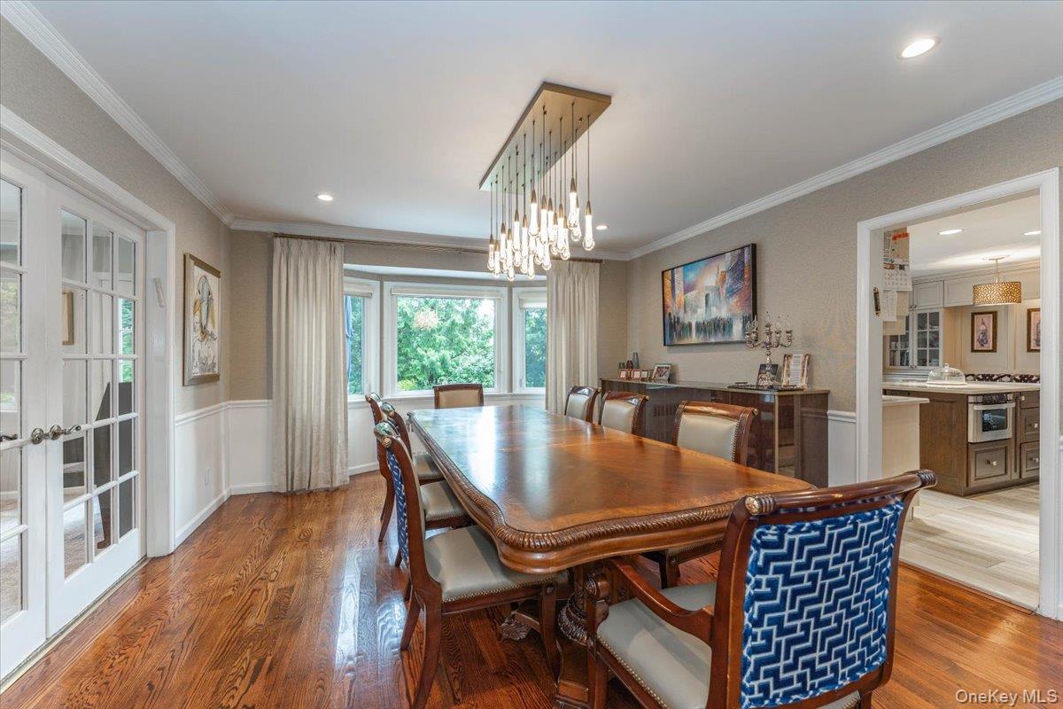 616 Woodmere Boulevard Property Photo 8