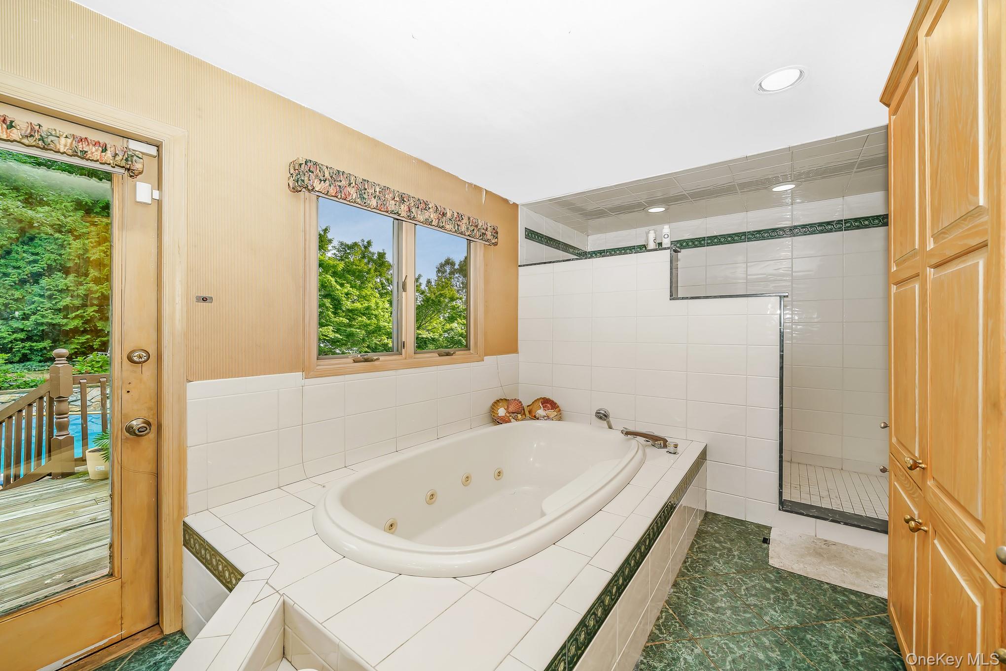 4 Rose Court Property Photo 28